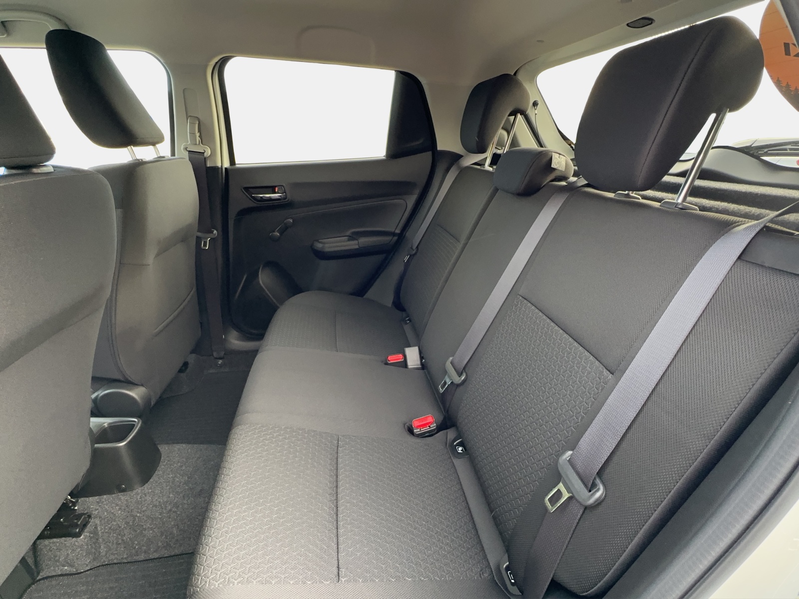 SUZUKI Swift 1.2/83 Compact+ Hybrid 4x4-image-11