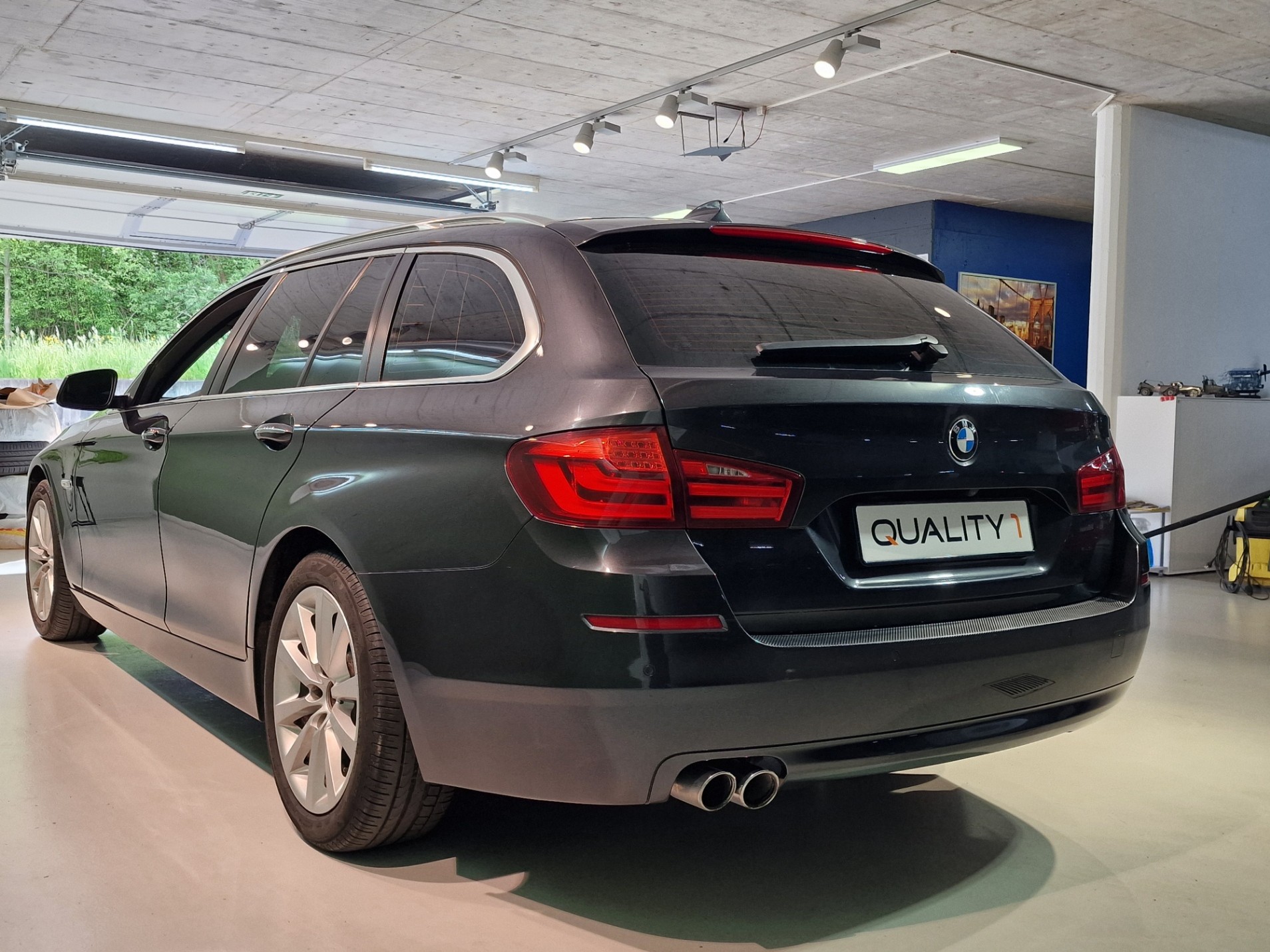 BMW 520d Touring Steptronic-image-6