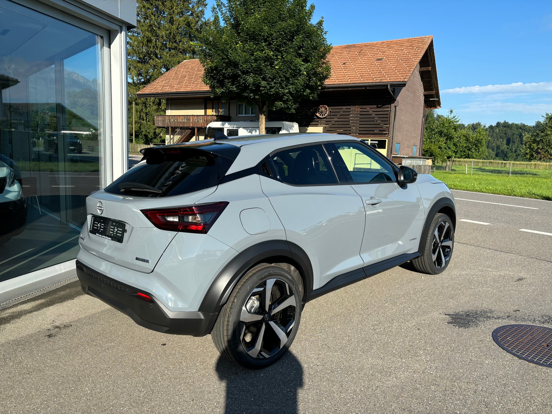 NISSAN Juke 1.6 FHEV Tekna-image-3