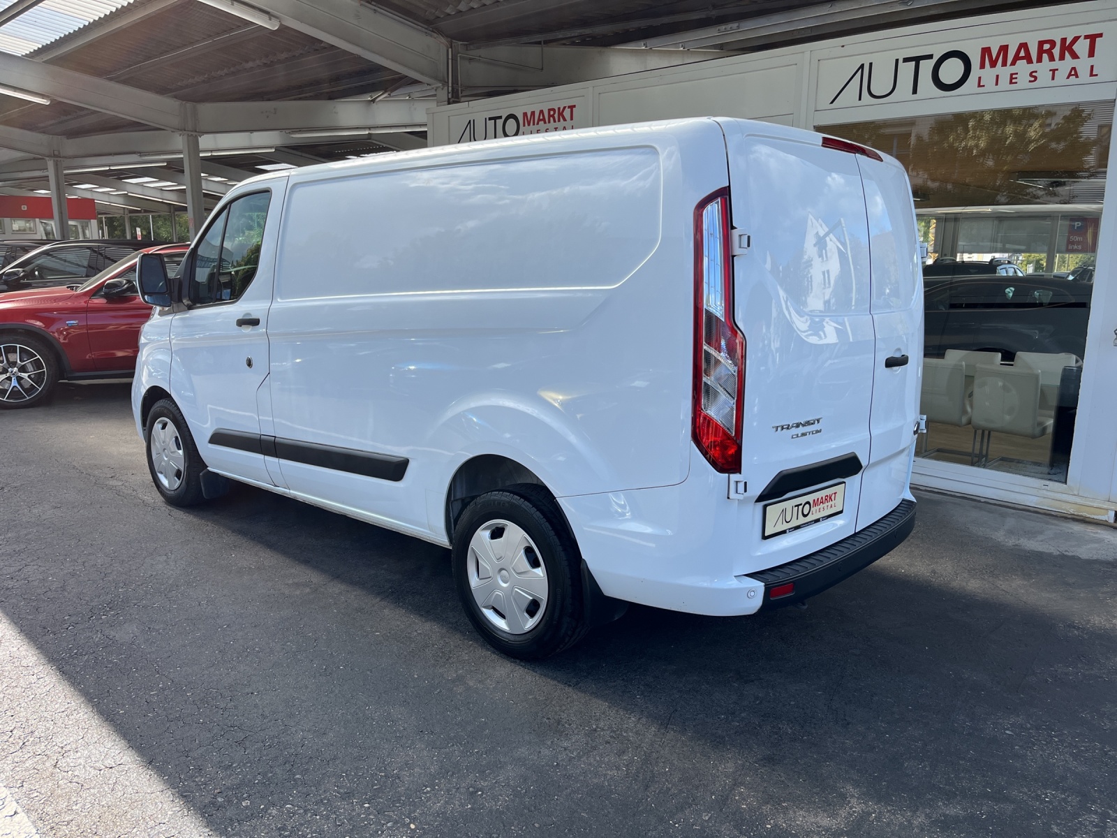 FORD Transit Custom Van 280 L1H1 Trend A-showroom-element-2