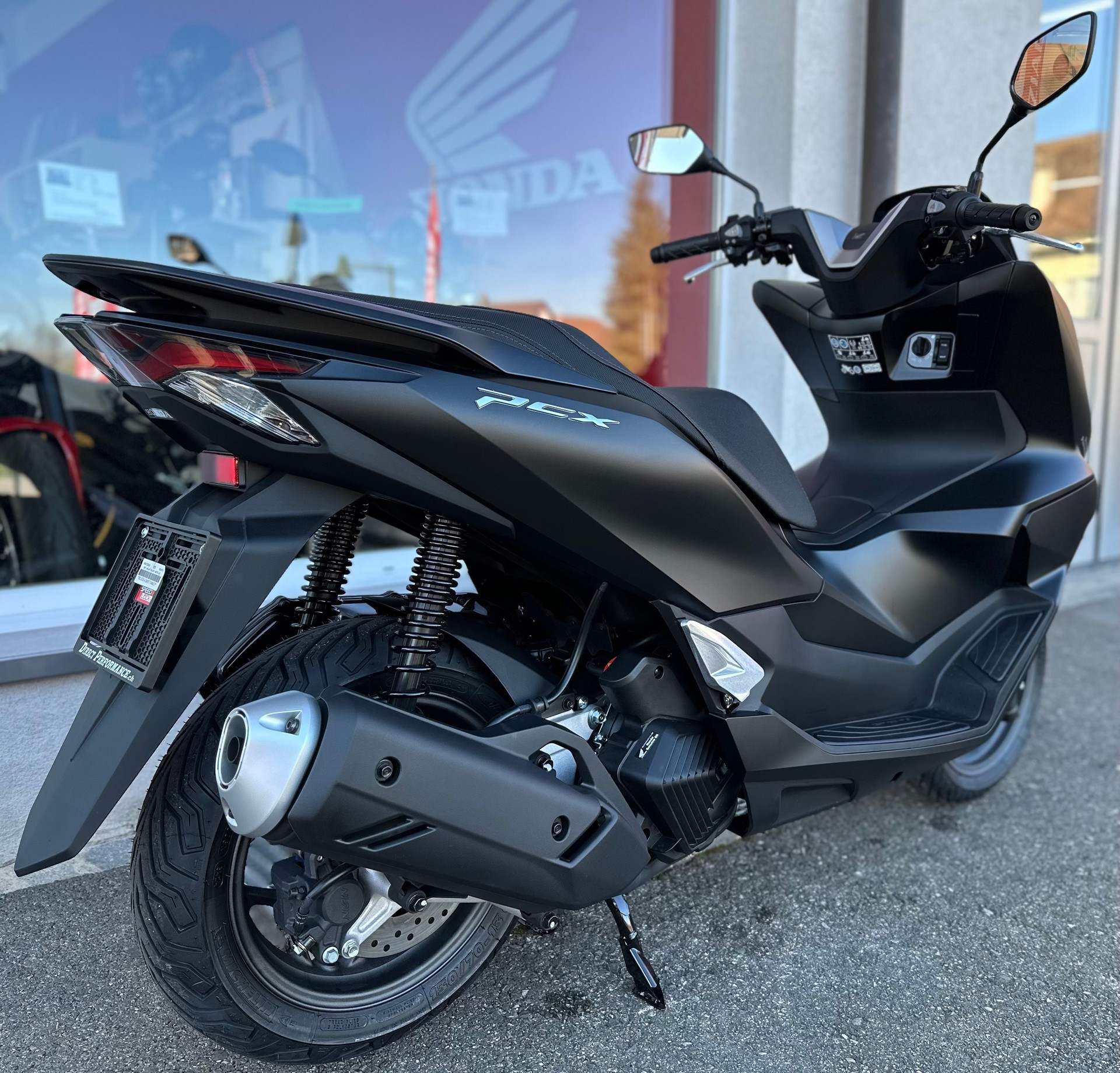 HONDA PCX 125 i ABS-showroom-element-3