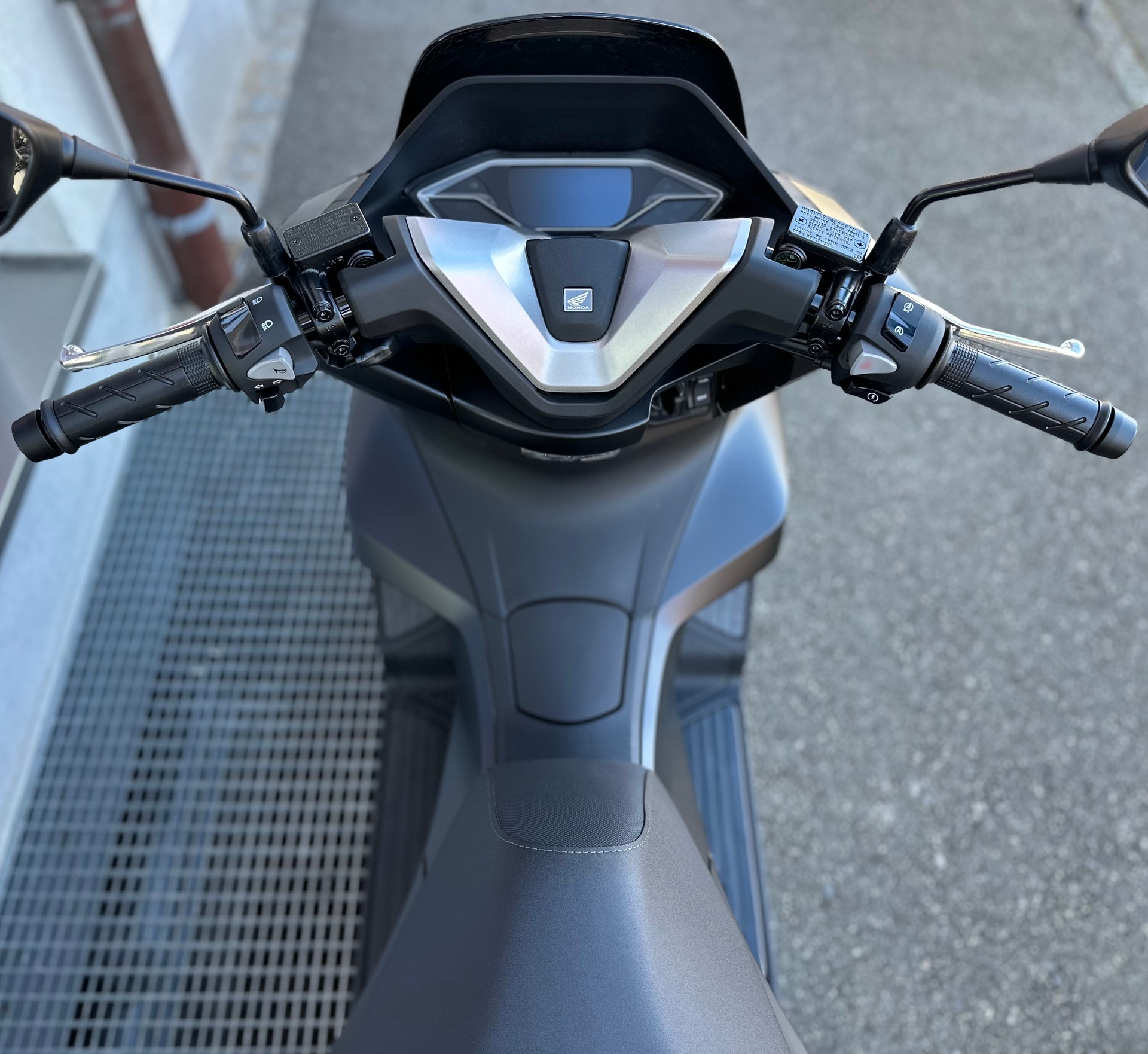 HONDA PCX 125 i ABS-image-8