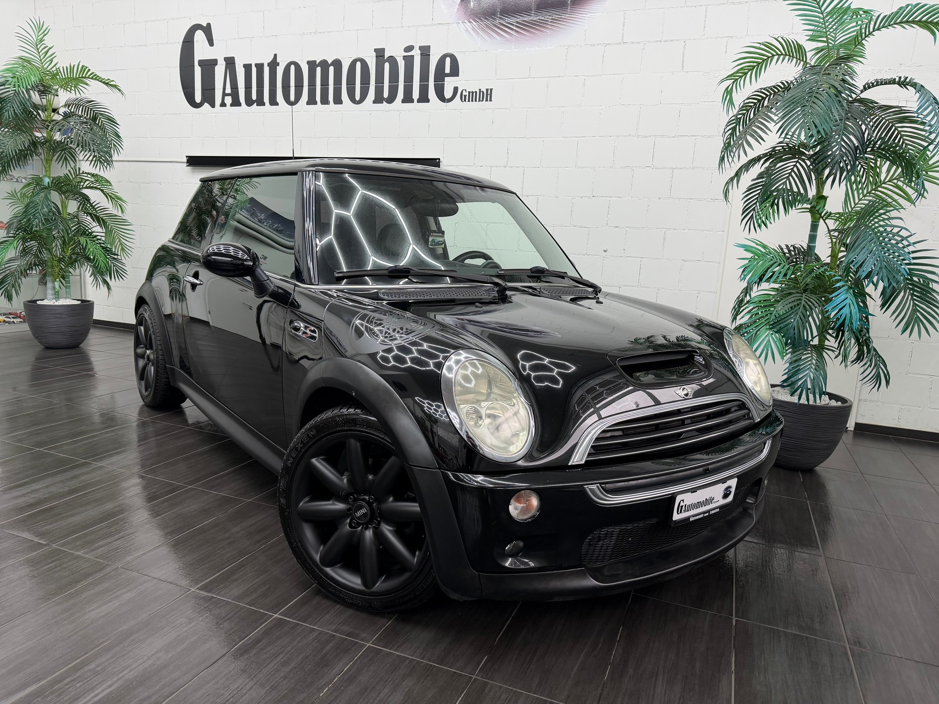MINI Mini Cooper S ⭐️-showroom-element-1
