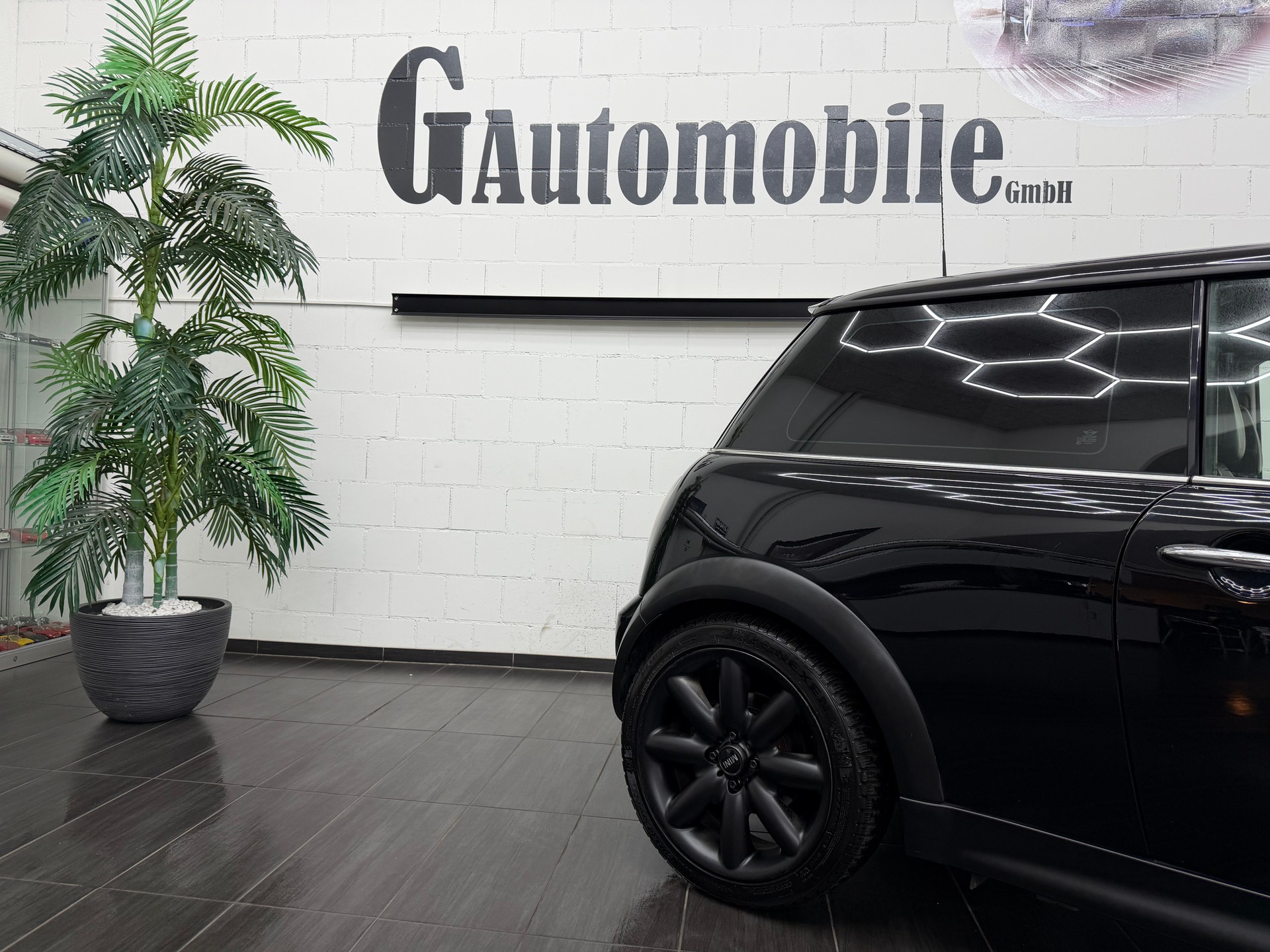 MINI Mini Cooper S ⭐️-showroom-element-3