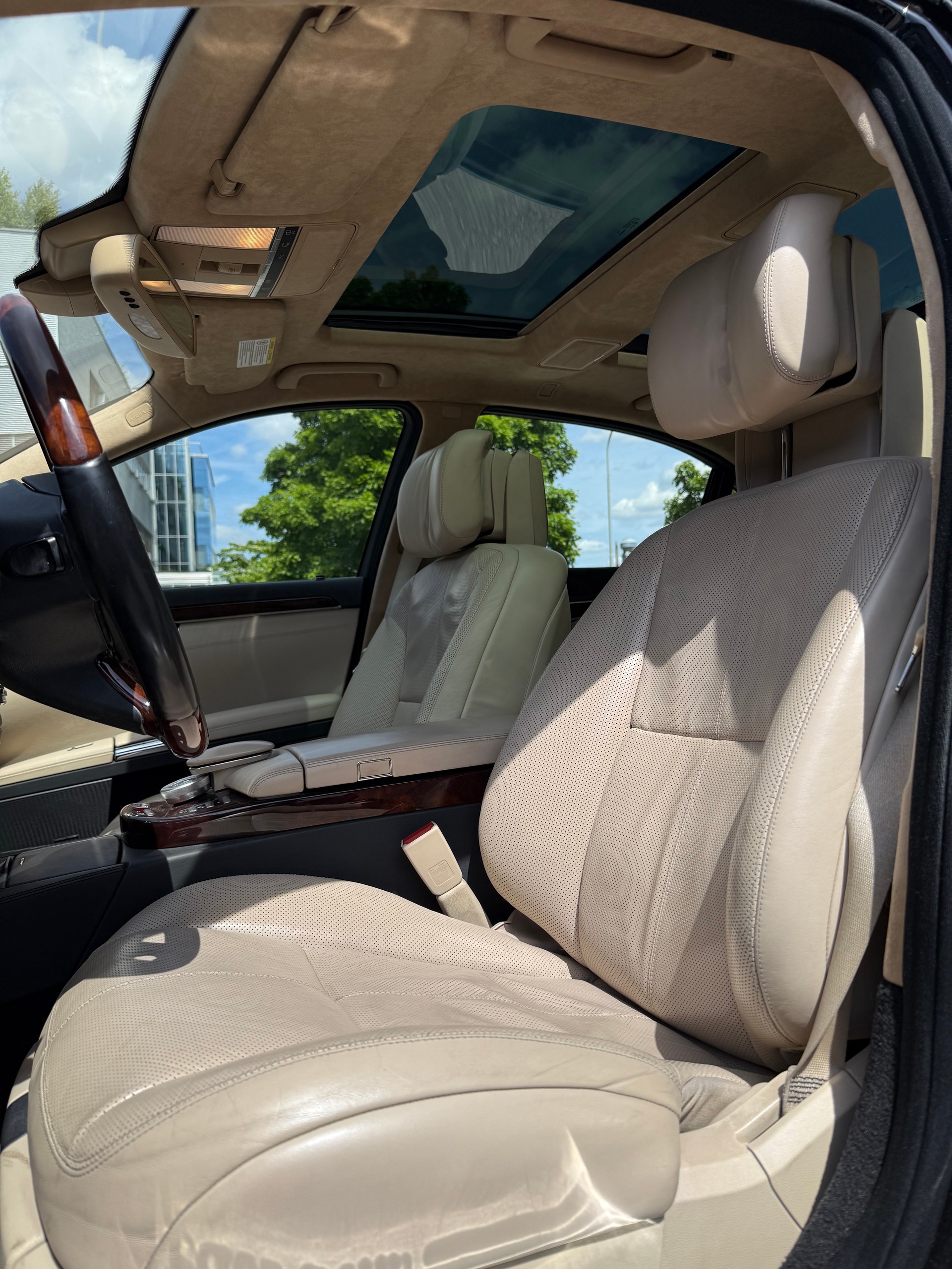 MERCEDES-BENZ S 500 4Matic 7G-Tronic-image-9
