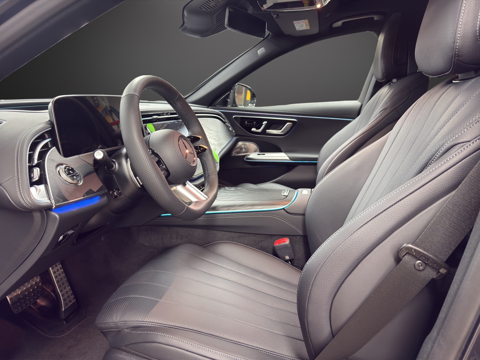 MERCEDES-BENZ E 220 d 4Matic 9G-Tronic-image-9