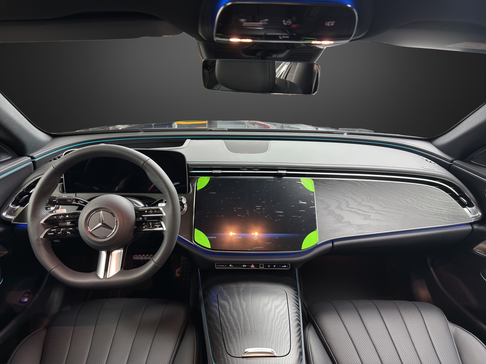 MERCEDES-BENZ E 220 d 4Matic 9G-Tronic-image-10