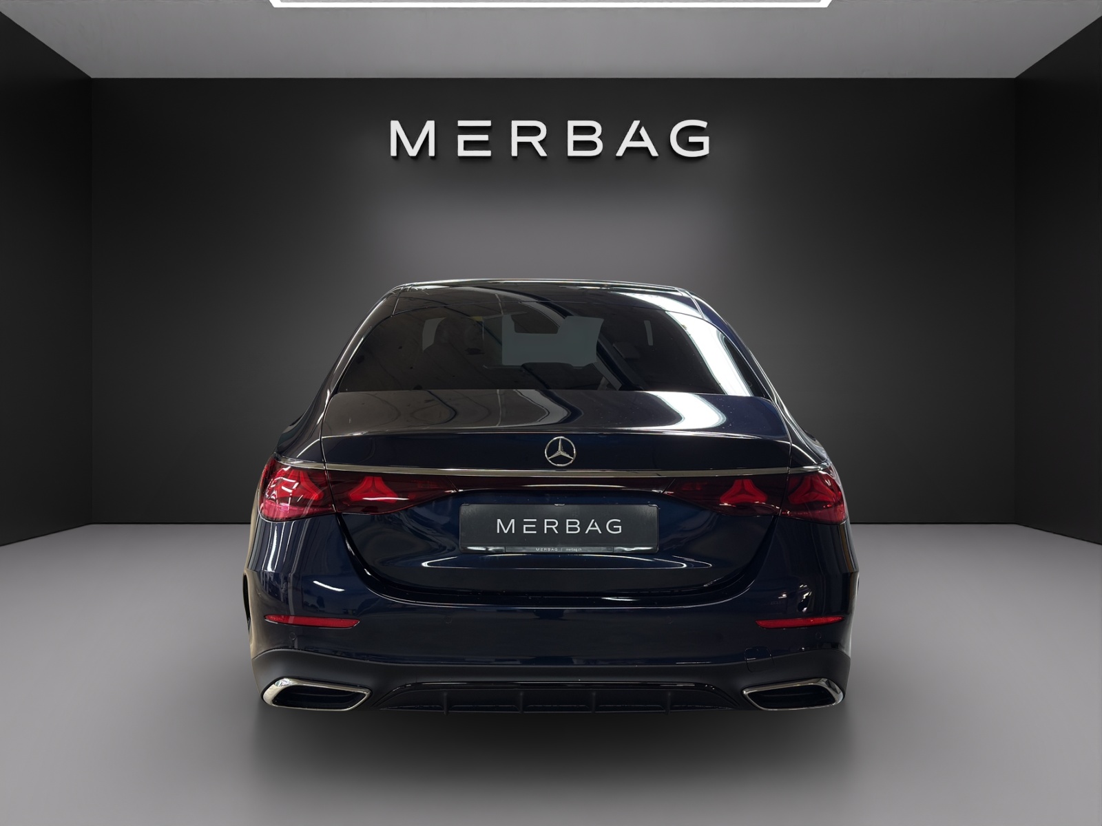 MERCEDES-BENZ E 220 d 4Matic 9G-Tronic-image-3