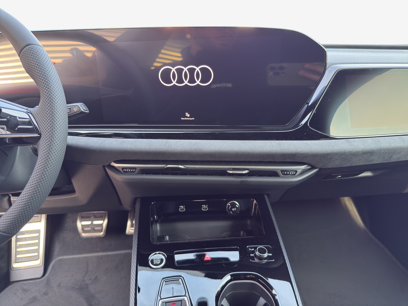 AUDI A5 Avant TDI quattro 150 kW Attraction S tronic-image-10