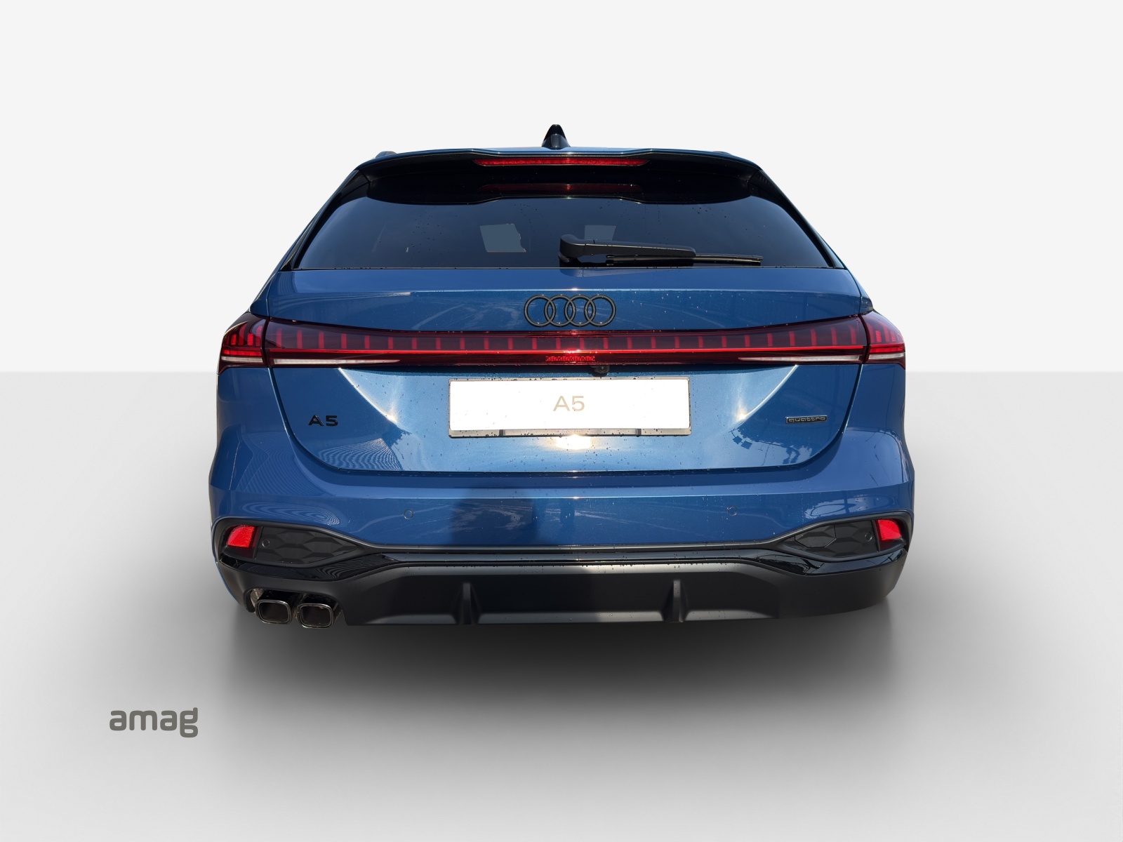 AUDI A5 Avant TDI quattro 150 kW Attraction S tronic-image-3