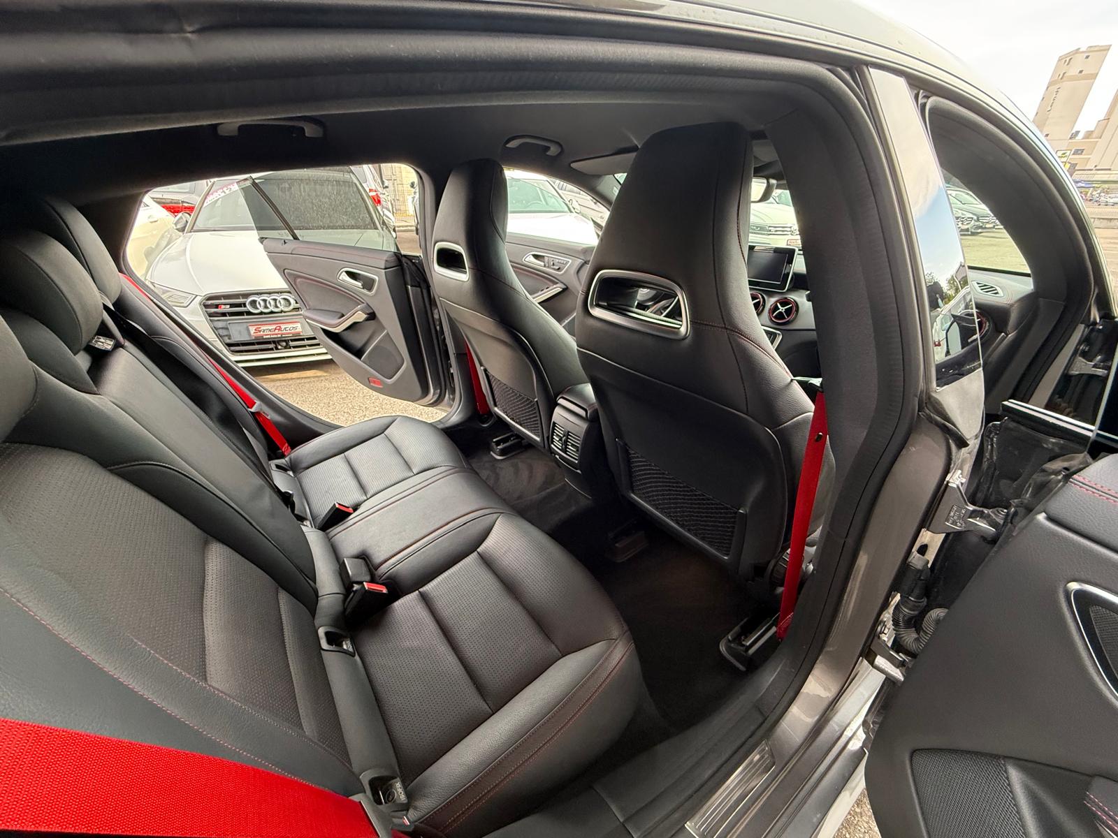 MERCEDES-BENZ CLA Shooting Brake 250 Sport 7G-DCT 4Matic-image-10