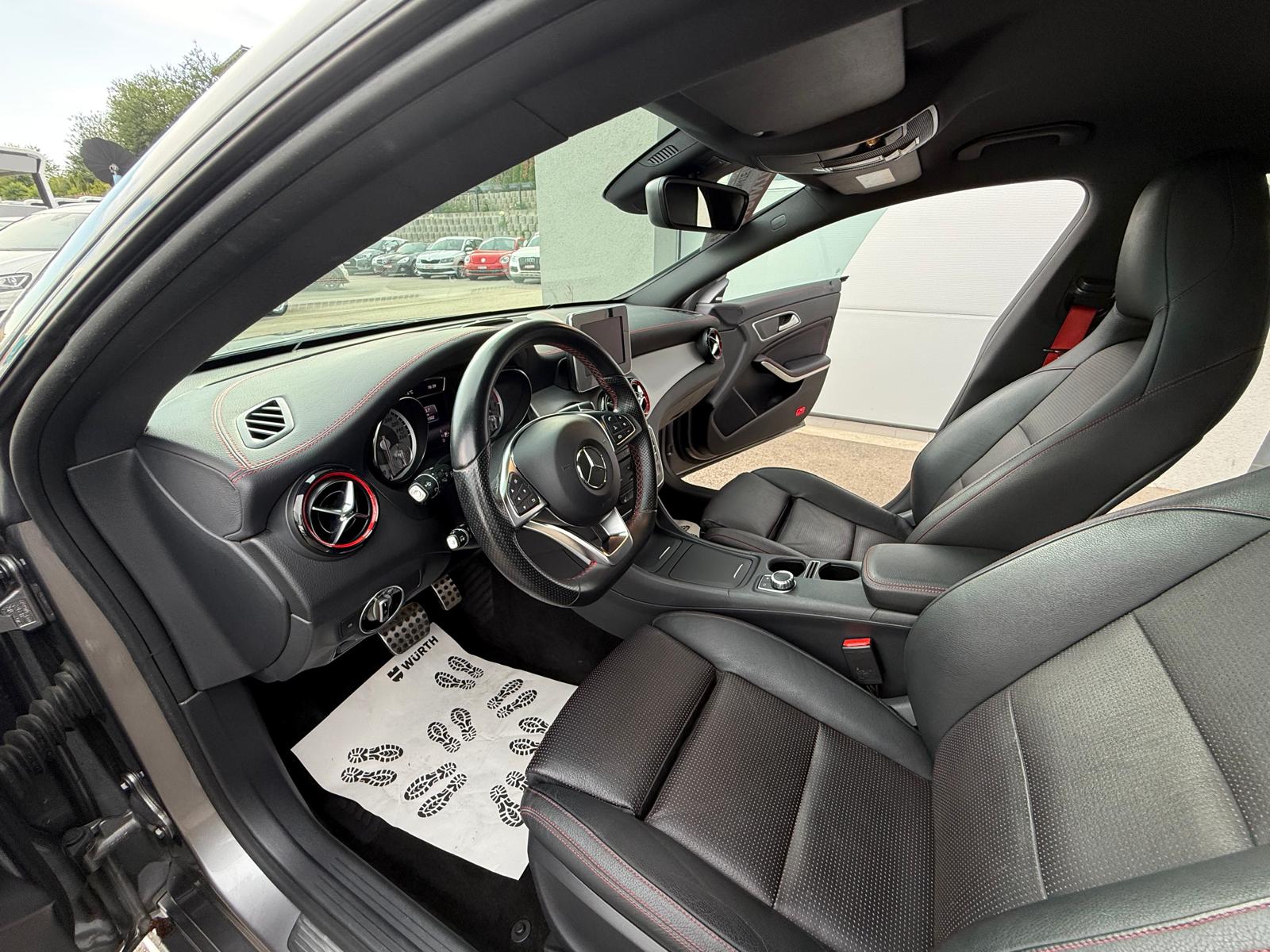 MERCEDES-BENZ CLA Shooting Brake 250 Sport 7G-DCT 4Matic-image-6