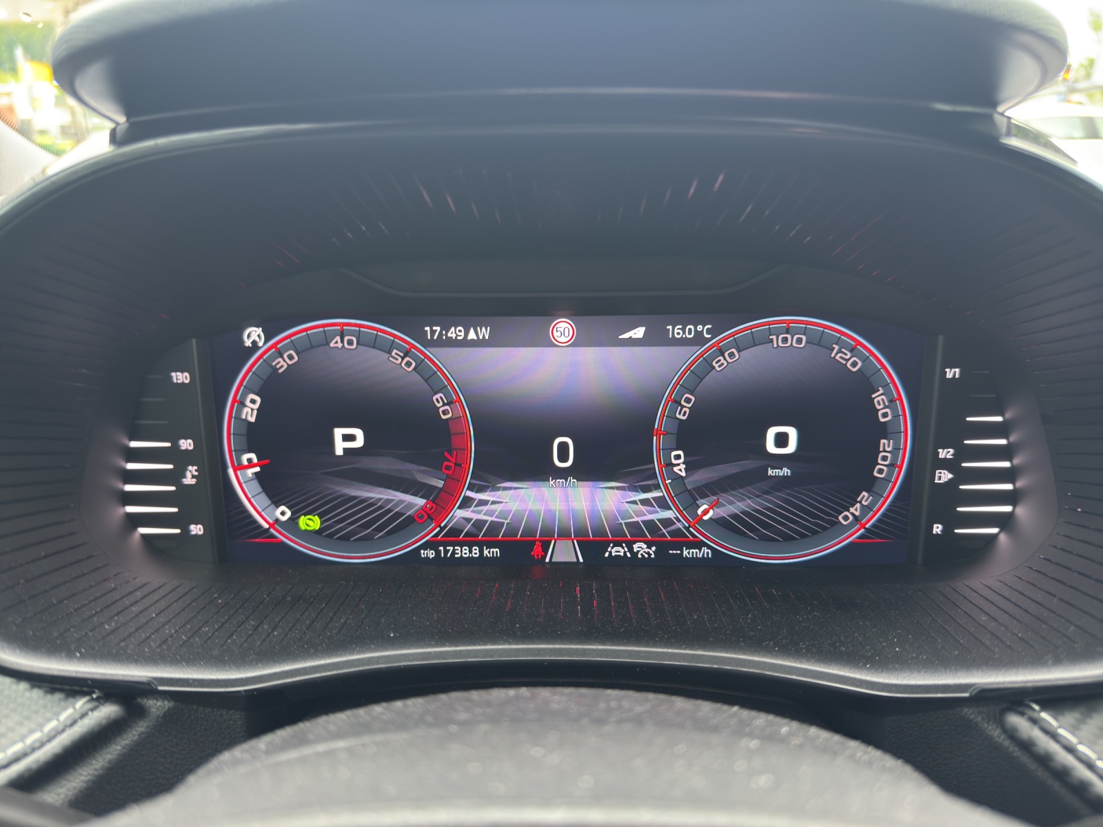 SKODA Fabia 1.0 TSI Monte Carlo DSG-image-13