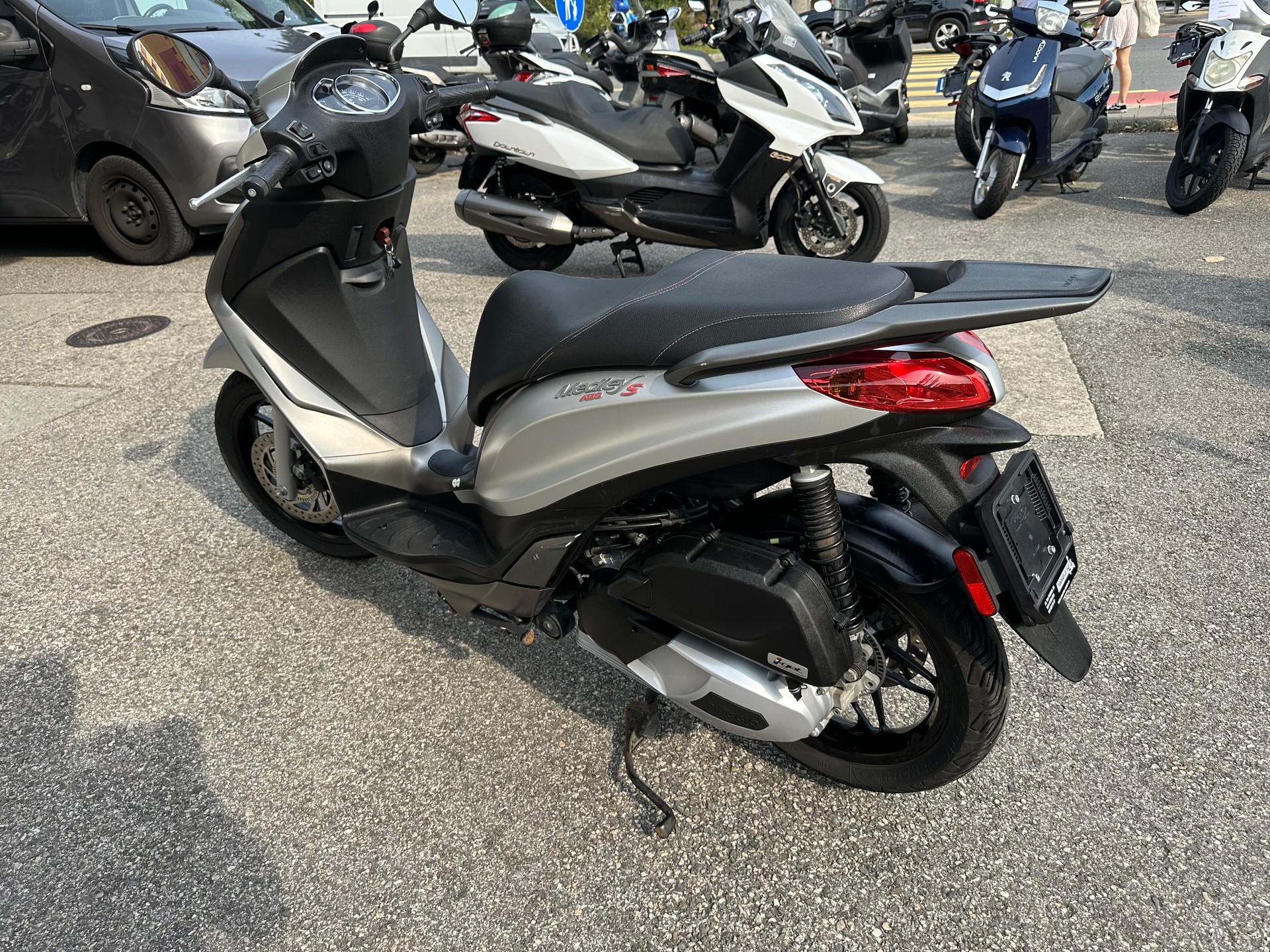 PIAGGIO Medley 125 iGet Special Edition ABS-image-4