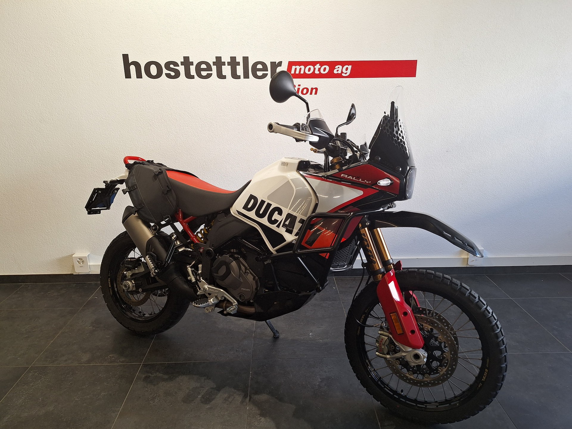 DUCATI Desert X Rally