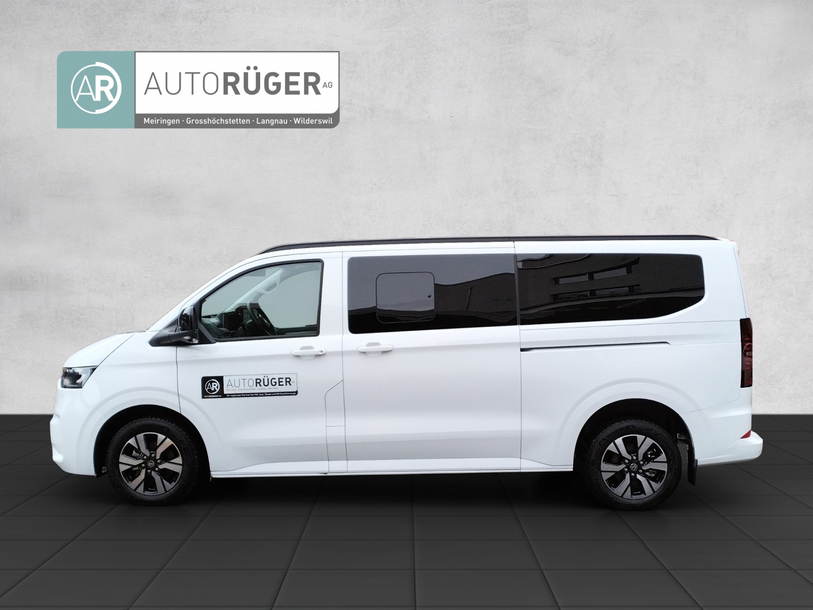 VW Caravelle 2.0 TDI Life LWB 4 Motion Aut 8-image-2