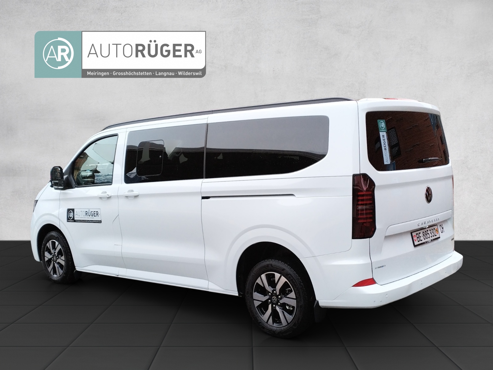 VW Caravelle 2.0 TDI Life LWB 4 Motion Aut 8-image-3
