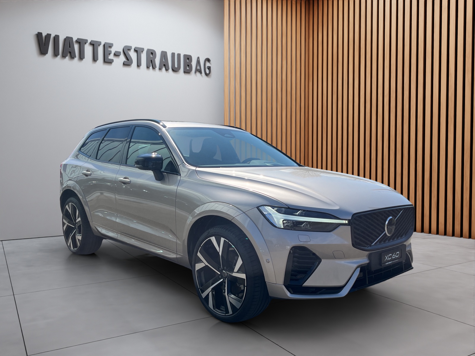 VOLVO XC60 2.0 T6 TE Ultra Dark eAWD-image-6