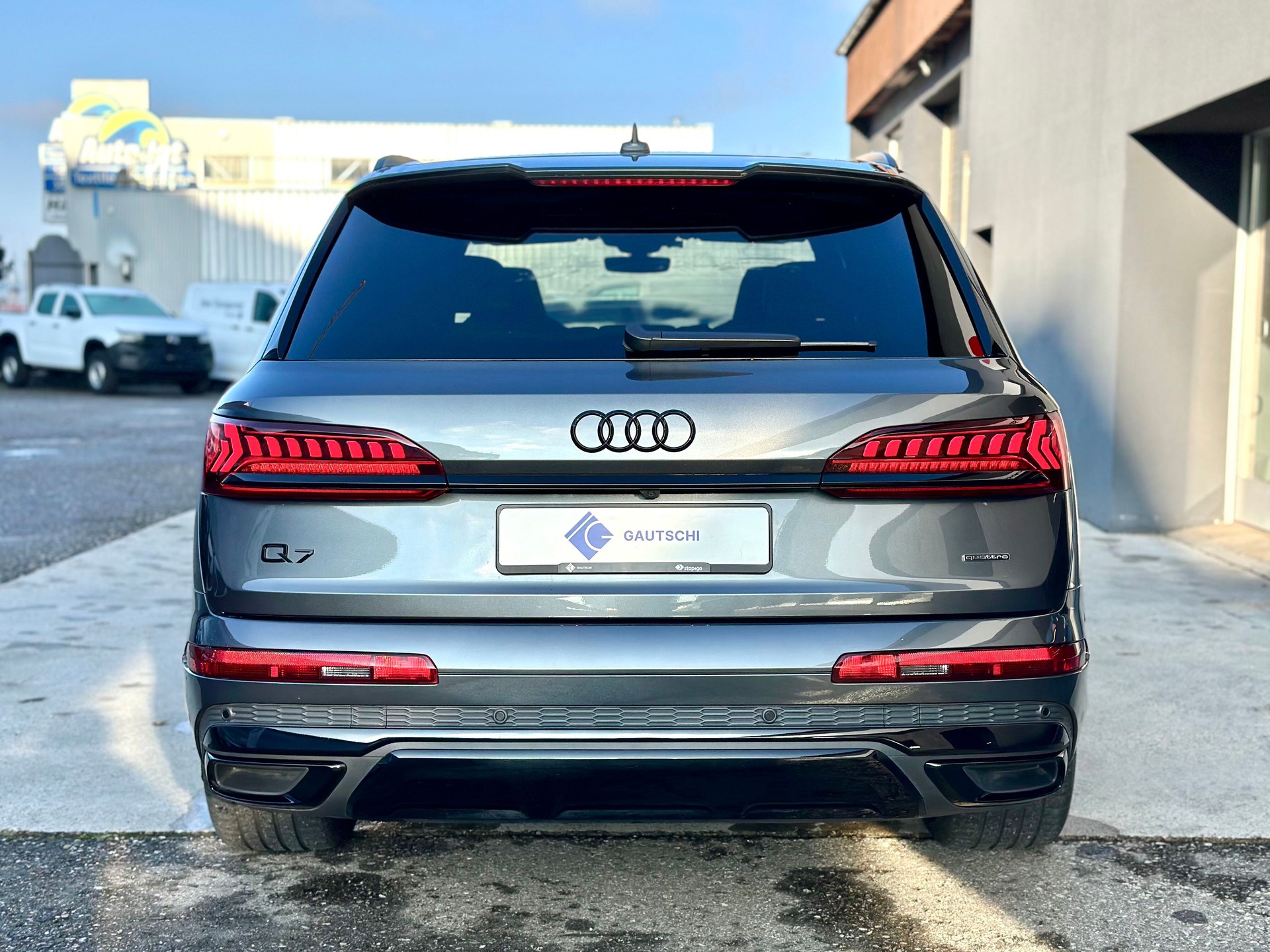 AUDI Q7 50 TDI quattro S Line tiptronic-image-3