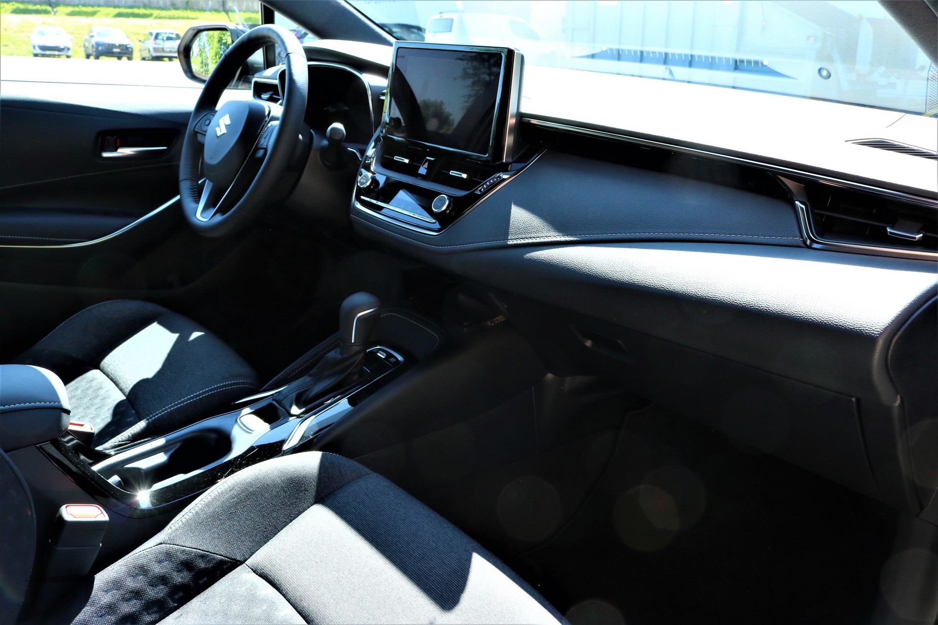 SUZUKI Swace 1.8 Hybrid Compact Top Automat-image-8