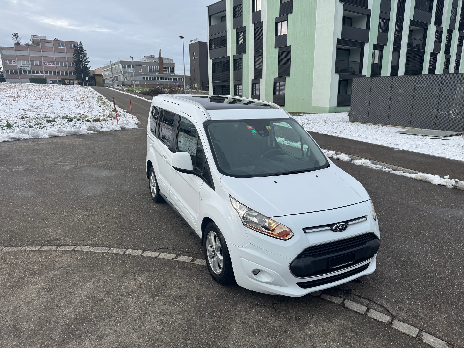 FORD Tourneo Connect 1.6 TDCi Titanium-image-3