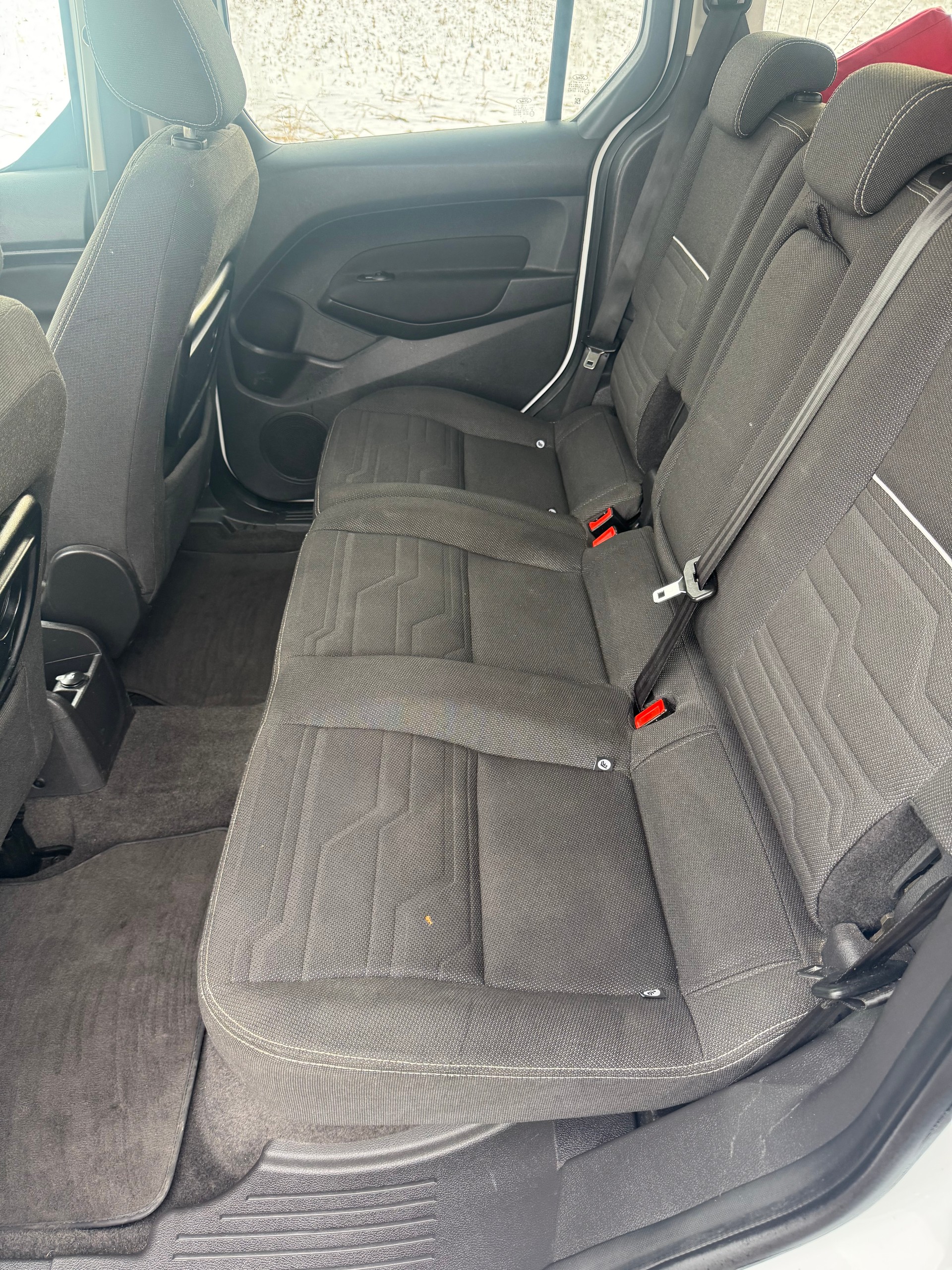FORD Tourneo Connect 1.6 TDCi Titanium-image-11