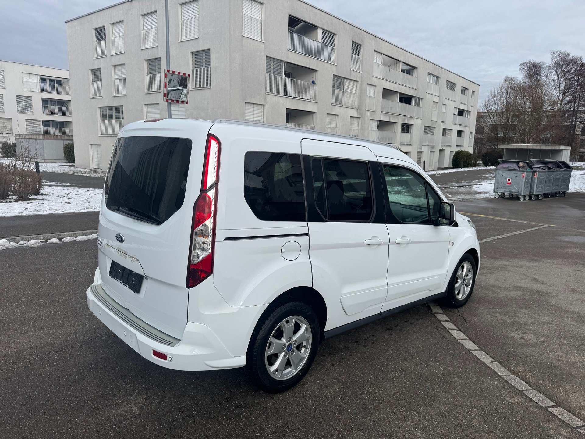 FORD Tourneo Connect 1.6 TDCi Titanium-image-7
