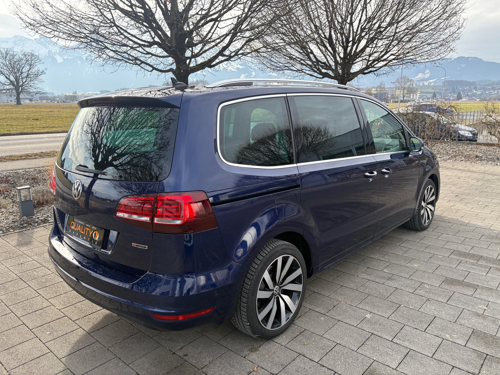 VW Sharan 2.0 TDI BMT Final Edition 4Motion DSG-image-2