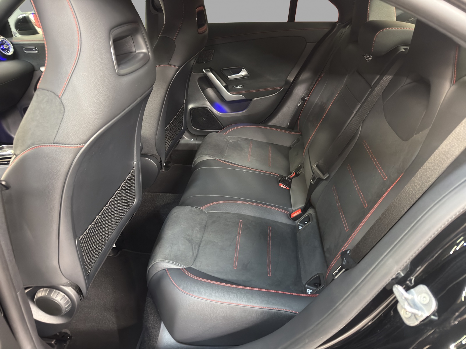 MERCEDES-BENZ CLA 180 - AMG / Rückfahrkamera / Night-Paket / Smartphone Integration /-image-13