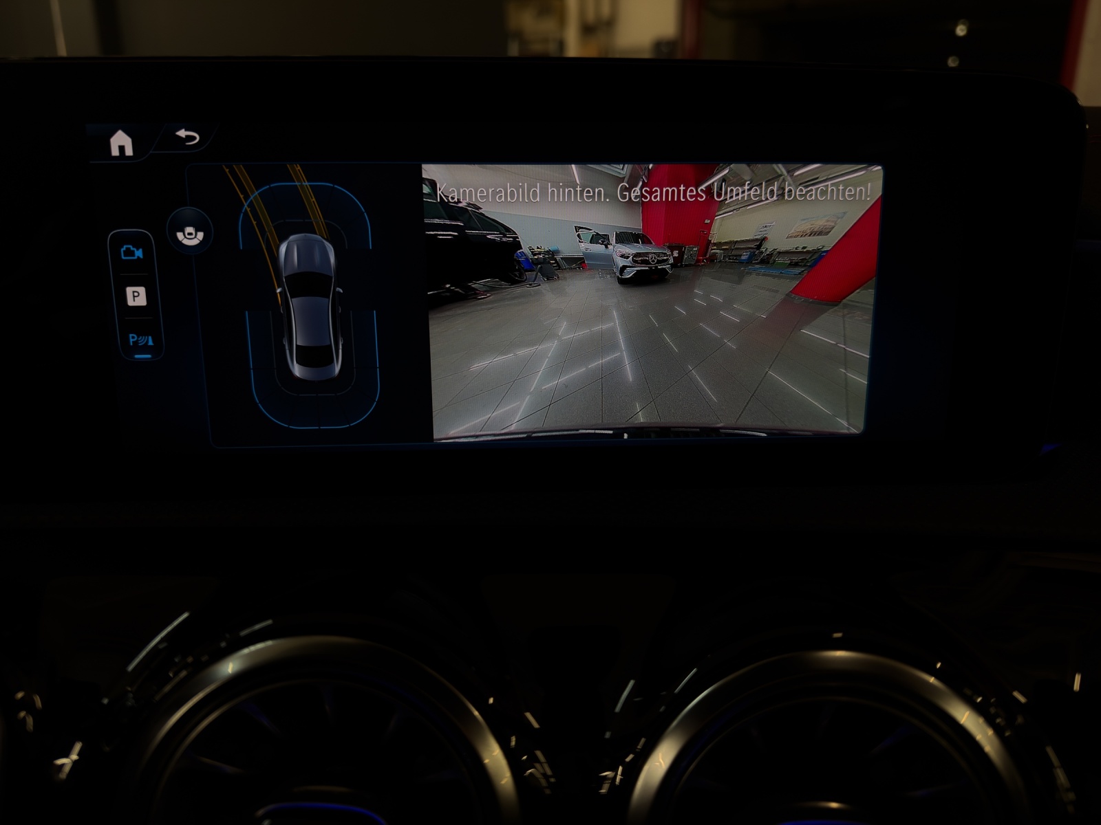 MERCEDES-BENZ CLA 180 - AMG / Rückfahrkamera / Night-Paket / Smartphone Integration /-image-15