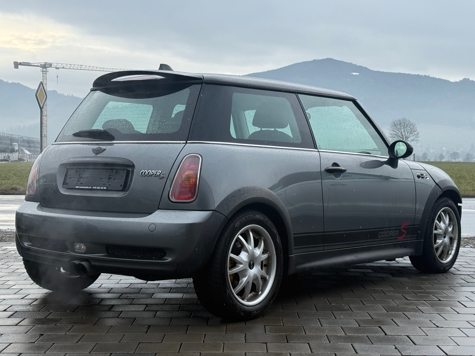 MINI Mini Cooper S-image-5