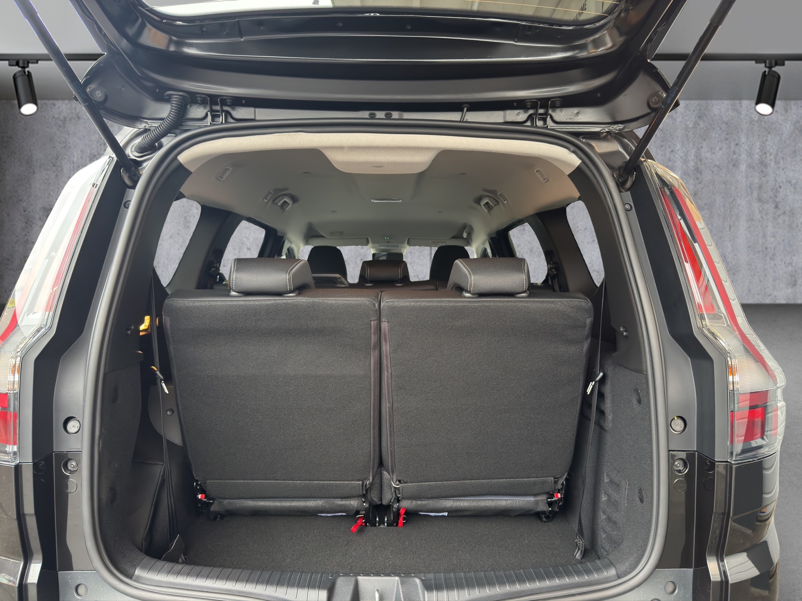 DACIA Jogger HEV 155 Journey-image-11