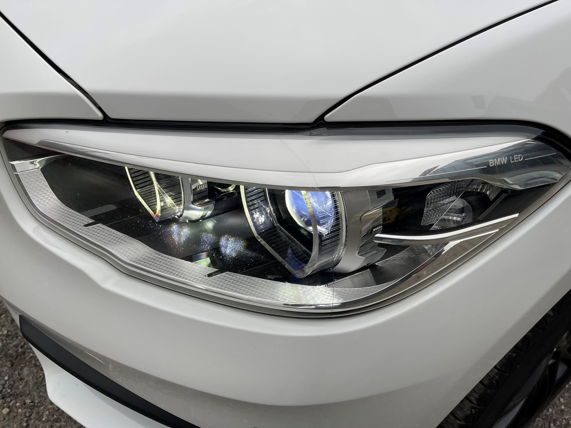 BMW 118i Sport Line-image-4