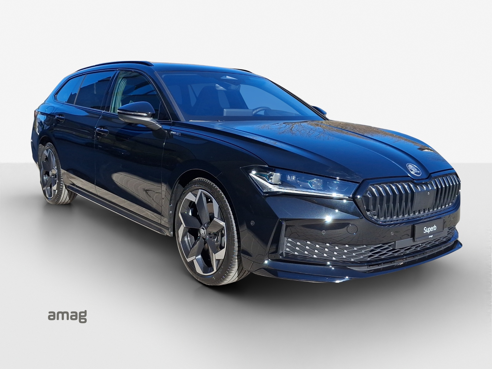 SKODA Superb Combi 2.0 TSI Sportline 4x4 DSG-image-5