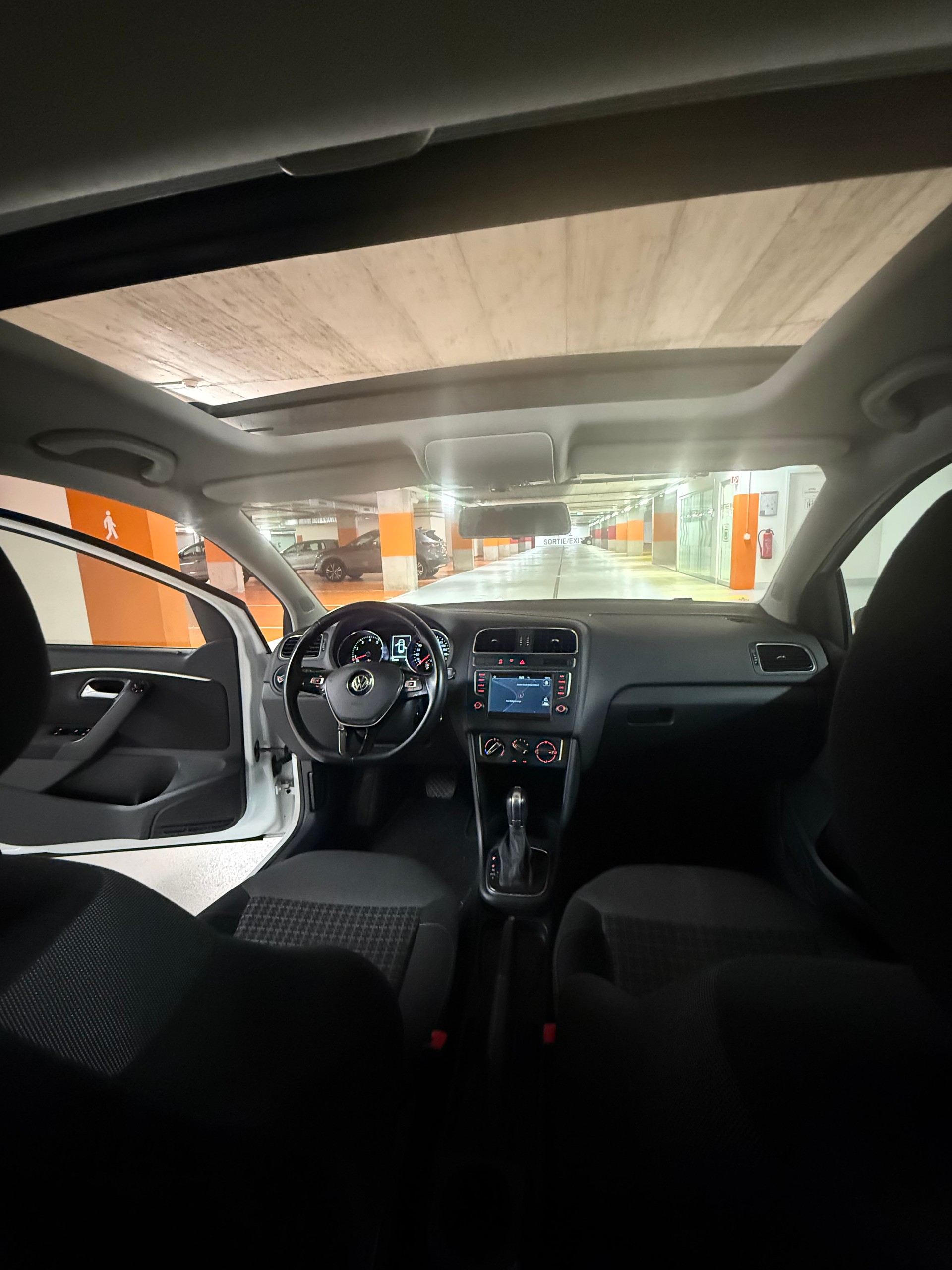 VW Polo 1.2 TSI BMT Allstar DSG-image-10
