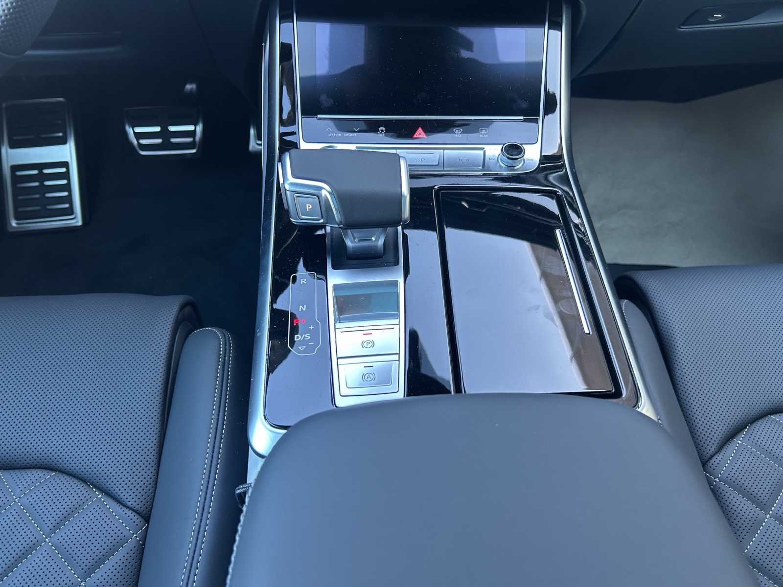 AUDI Q7 SUV TDI quattro 210 kW S Line tiptronic-image-10