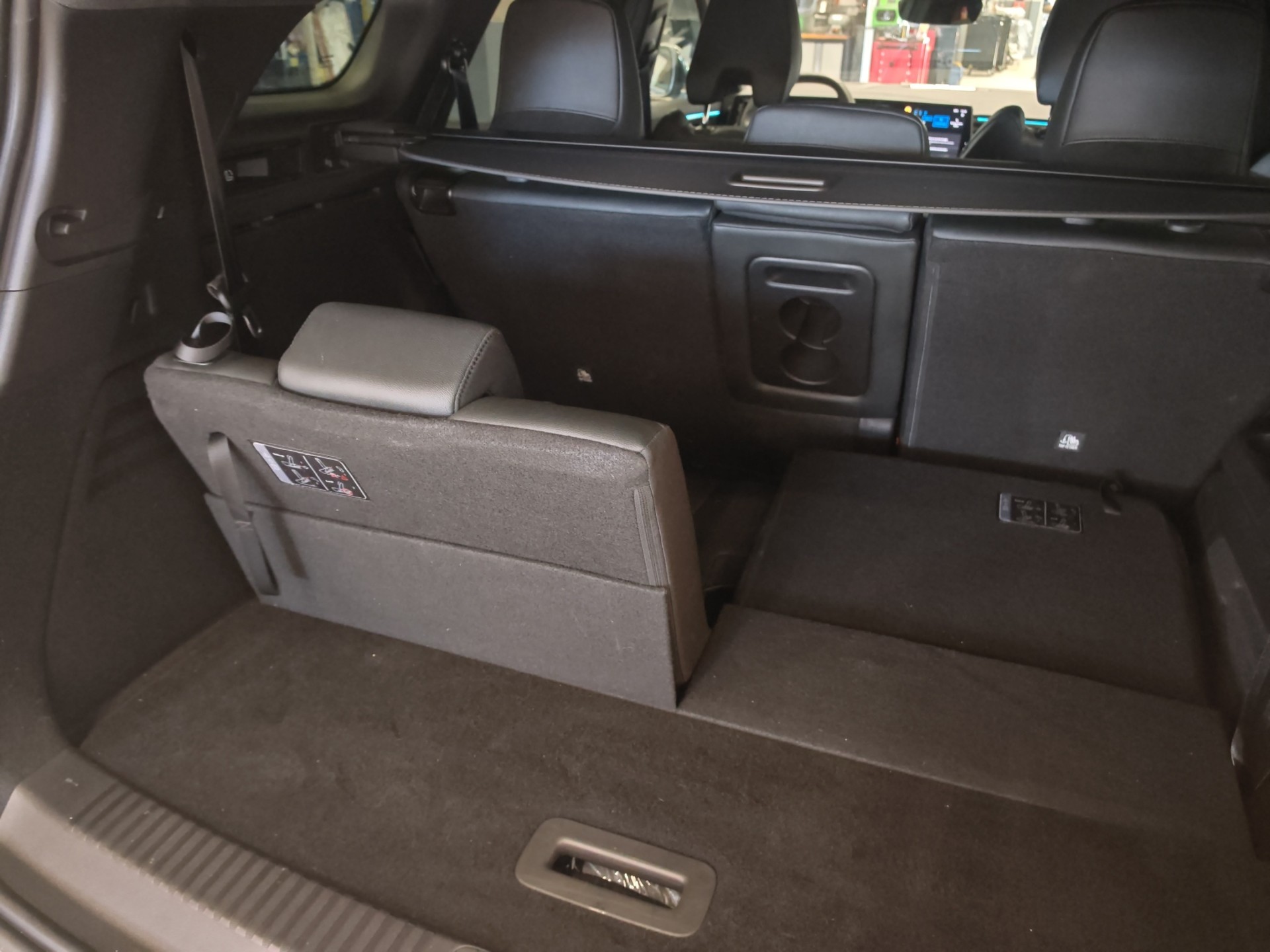 RENAULT Espace 1.2 E-Tech 200 Esprit Alpine 7-Sitze-image-18