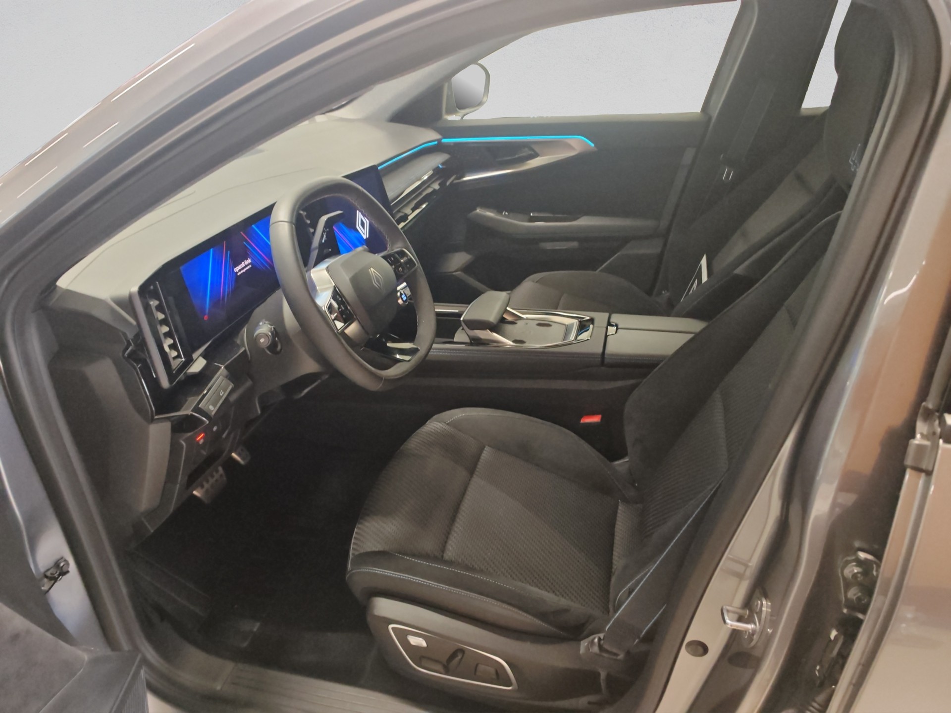 RENAULT Espace 1.2 E-Tech 200 Esprit Alpine 7-Sitze-image-8