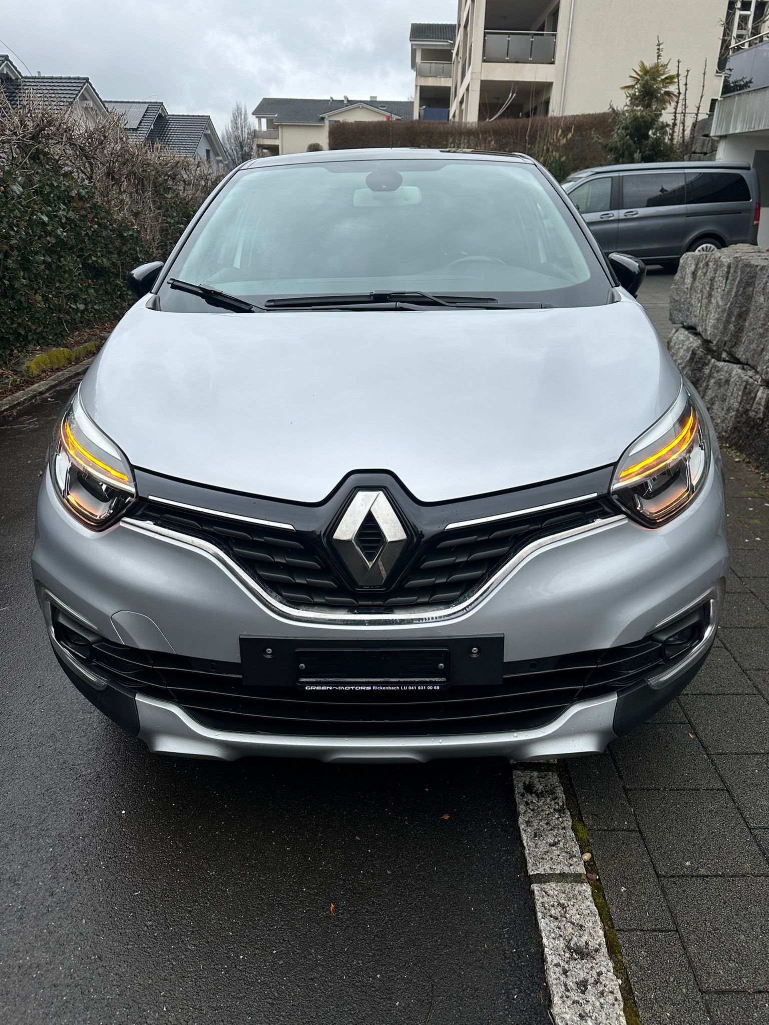 RENAULT Captur 1.2 T 16V Intens EDC-image-3