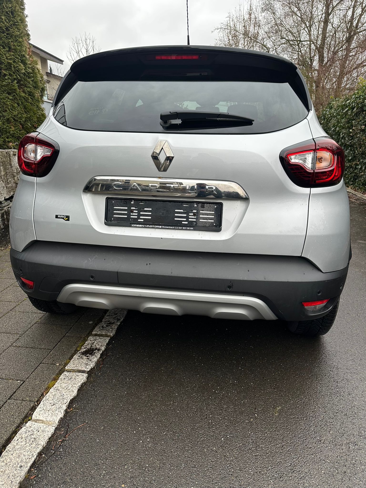 RENAULT Captur 1.2 T 16V Intens EDC-image-9