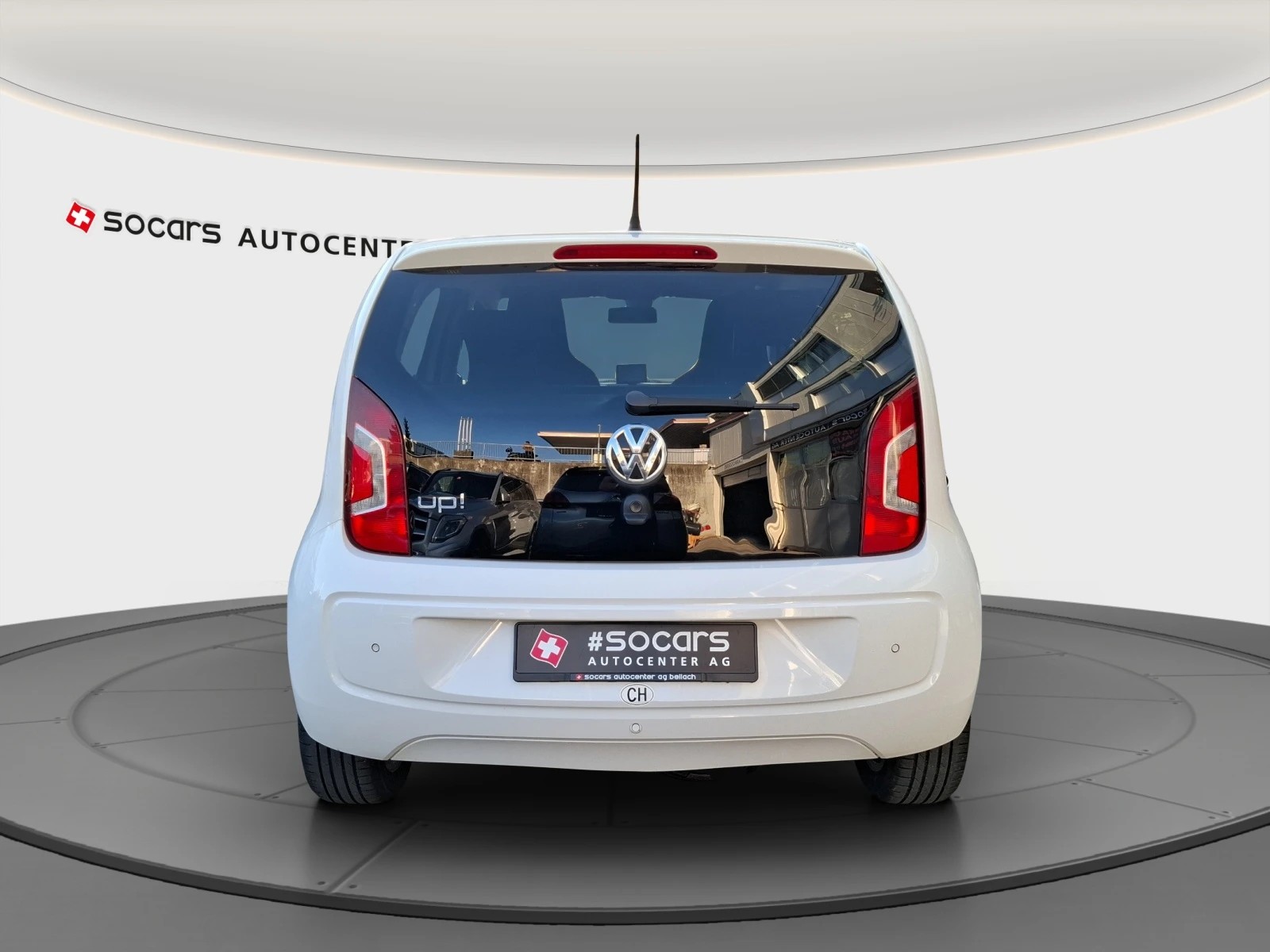 VW Up 1.0 swiss up mit Navi - Tempomat - Parksensoren....-image-5