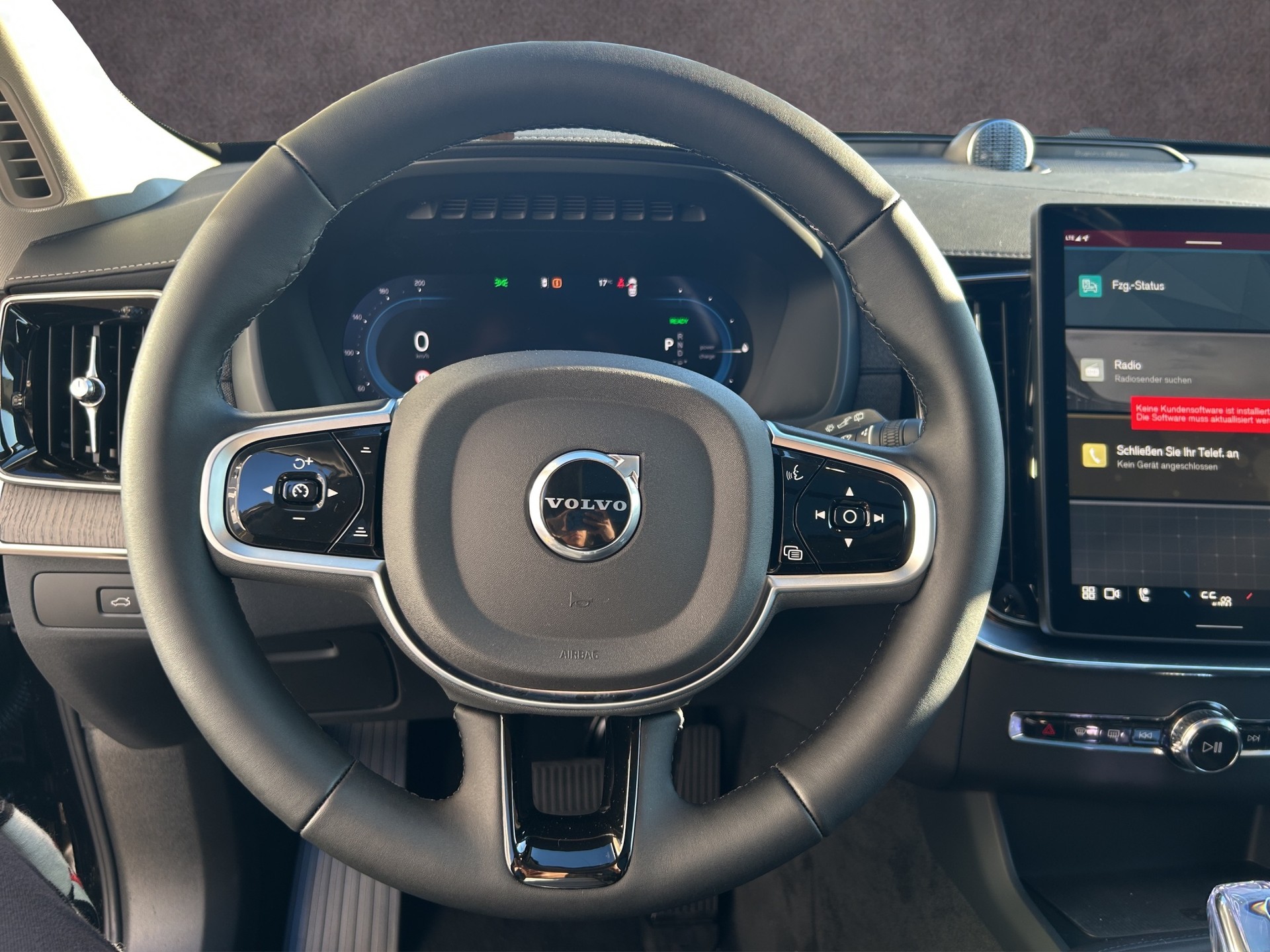 VOLVO XC90 2.0 T8 TE Plus Dark eAWD-image-11