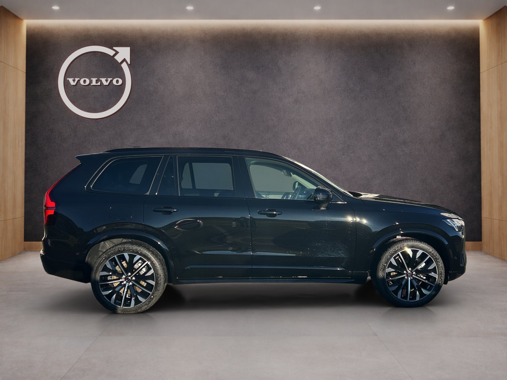 VOLVO XC90 2.0 T8 TE Plus Dark eAWD-image-6