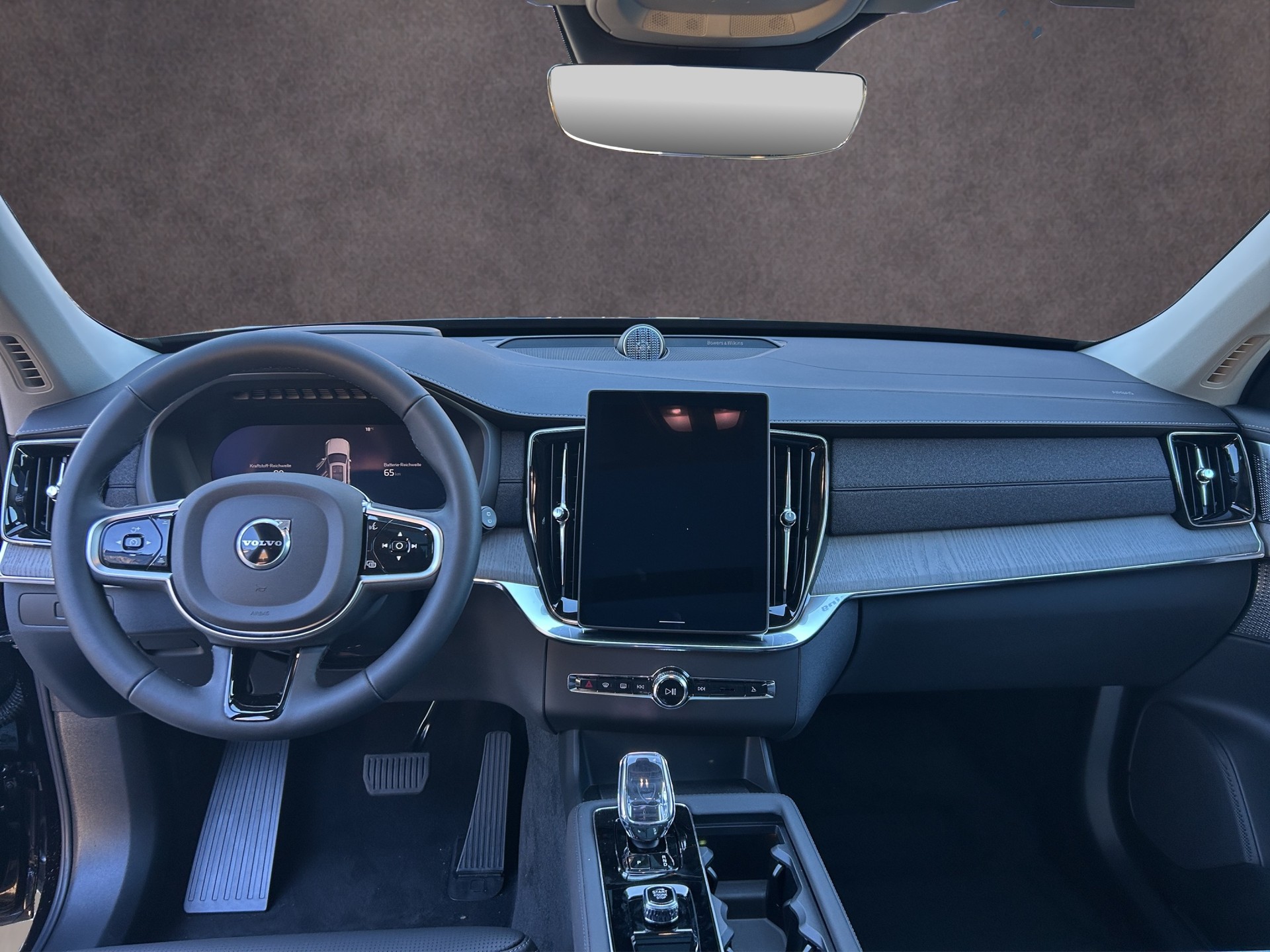 VOLVO XC90 2.0 T8 TE Plus Dark eAWD-image-10