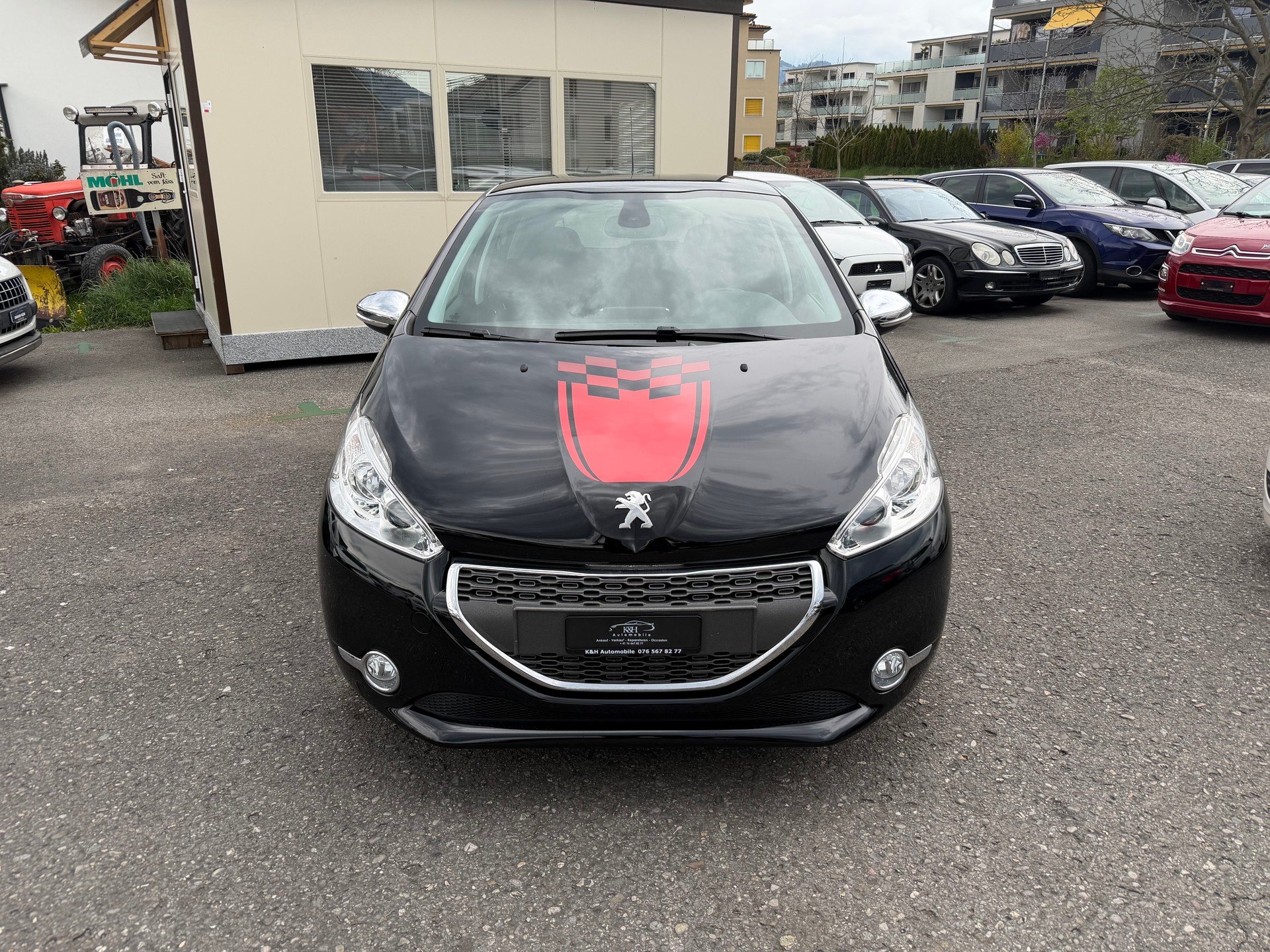 PEUGEOT 208 1.6 VTI Intuitive-image-0