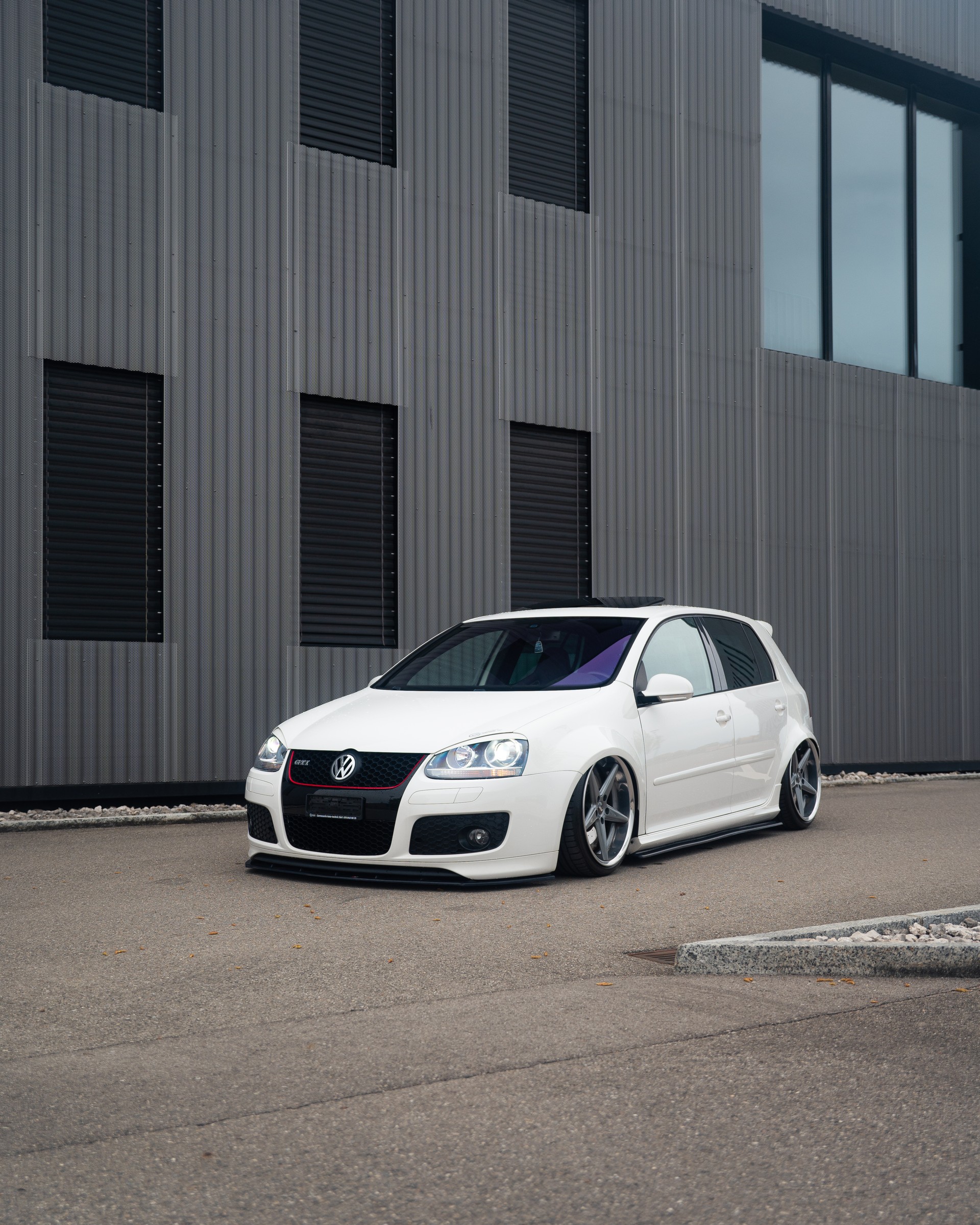 VW Golf 2.0 TFSI GTI Edition 30-image-0