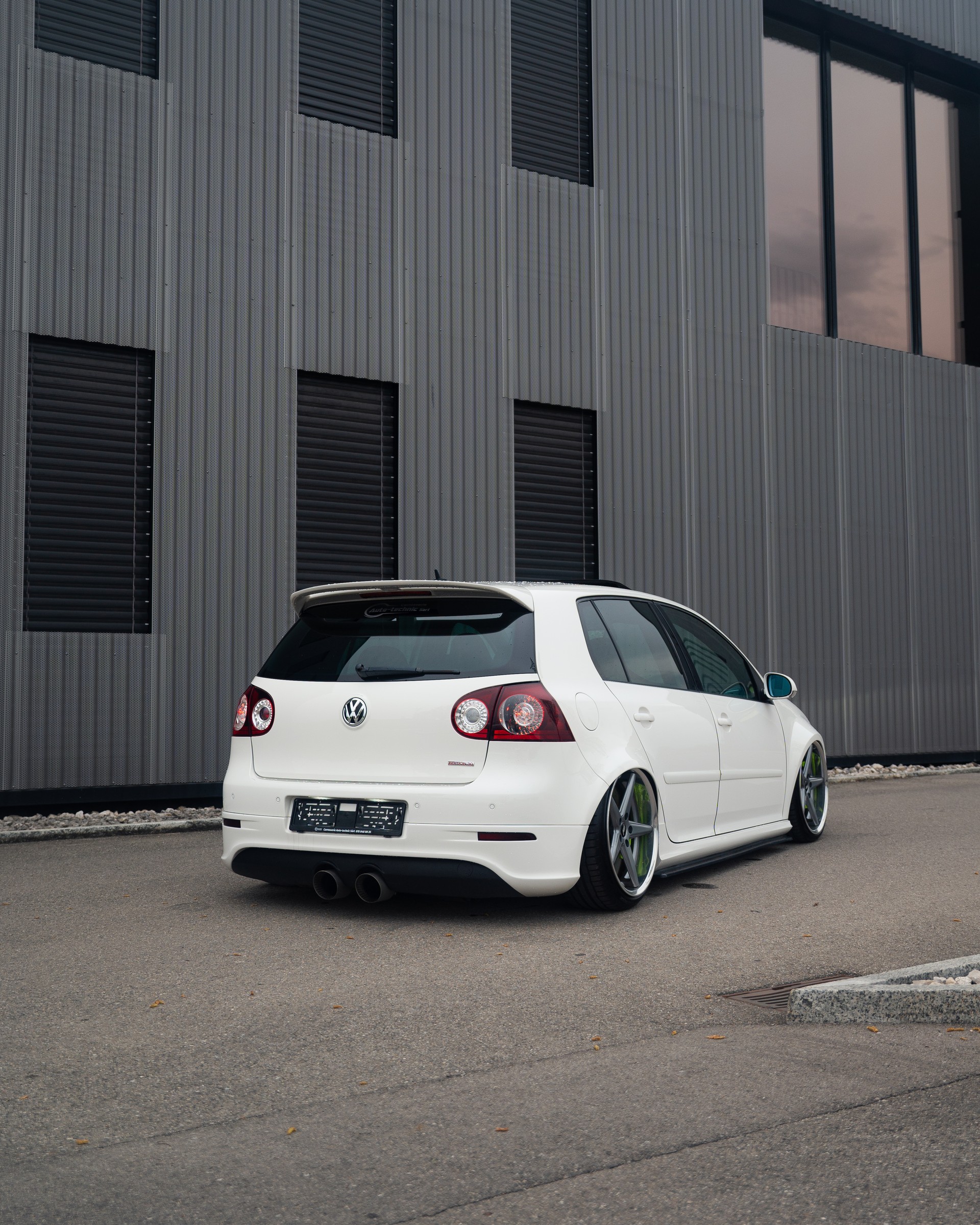 VW Golf 2.0 TFSI GTI Edition 30-image-1