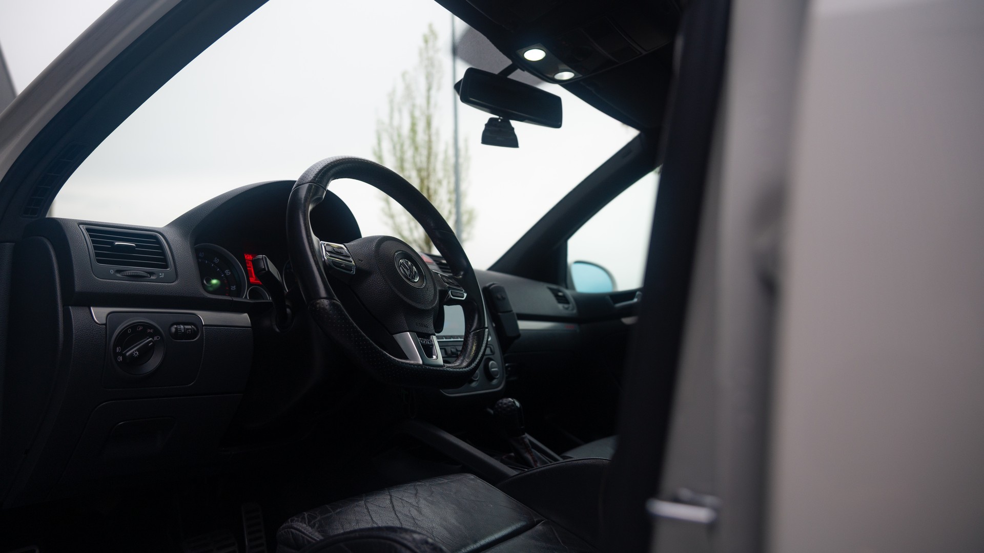 VW Golf 2.0 TFSI GTI Edition 30-image-3