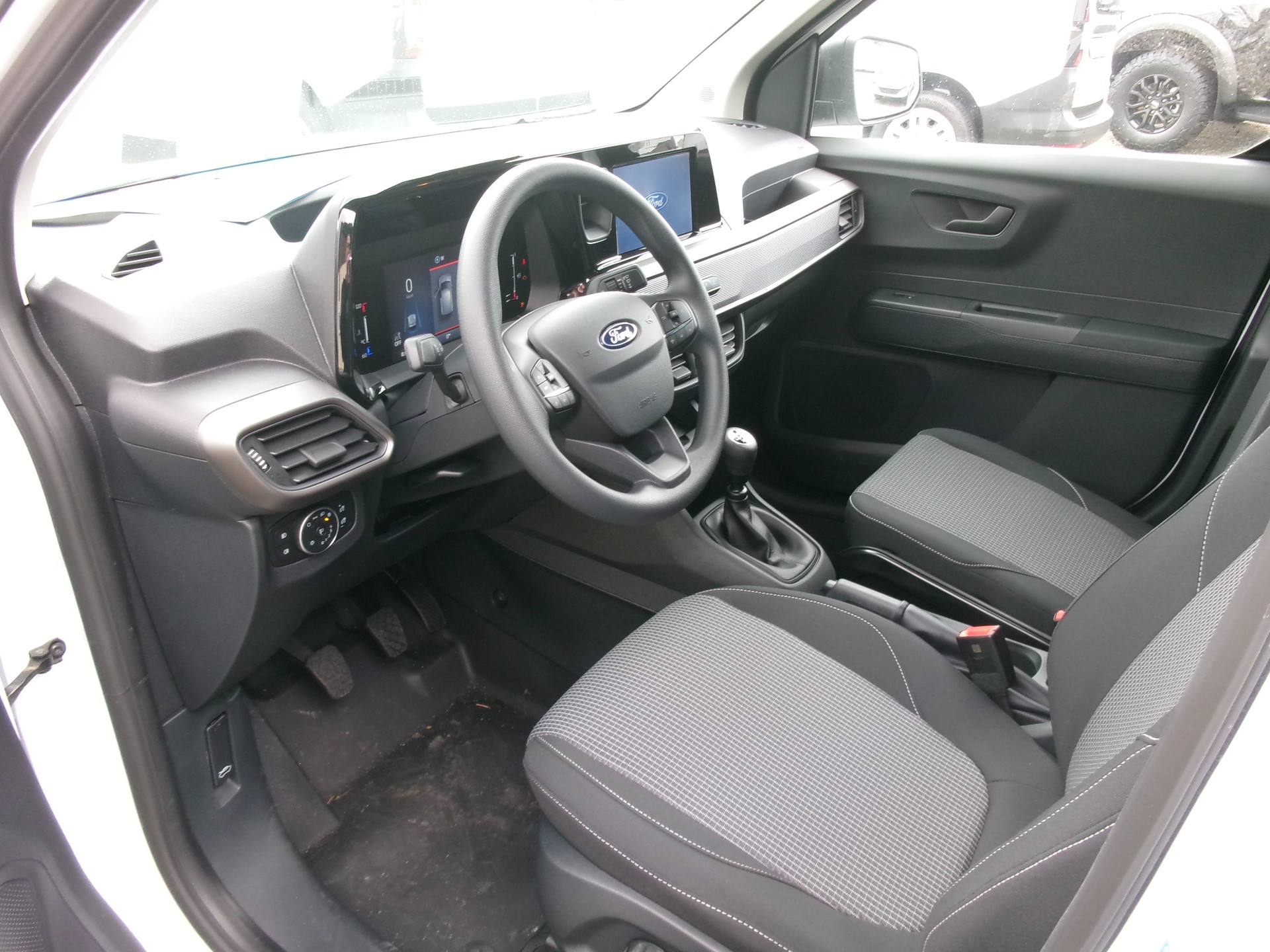 FORD Transit Courier Van 1.0 EcoBoost Trend-showroom-element-3