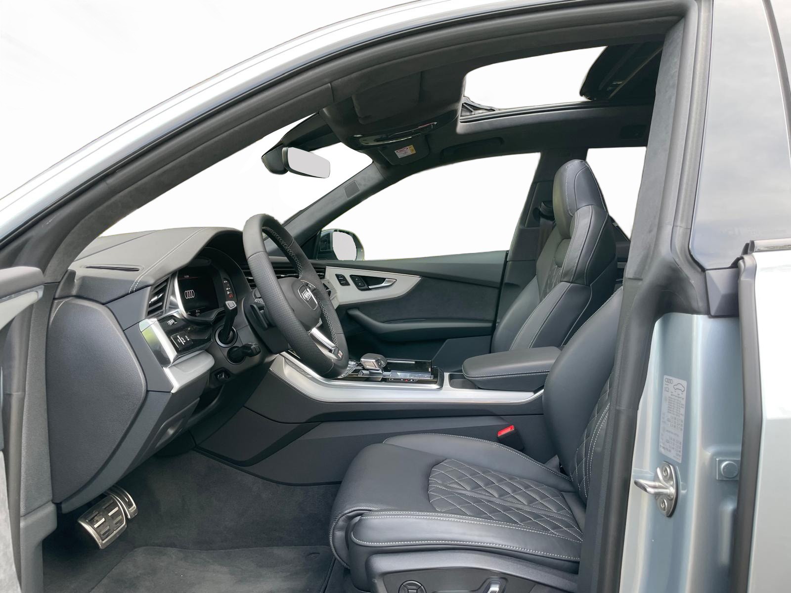 AUDI Q8 SUV 50 TDI quattro tiptronic-image-3